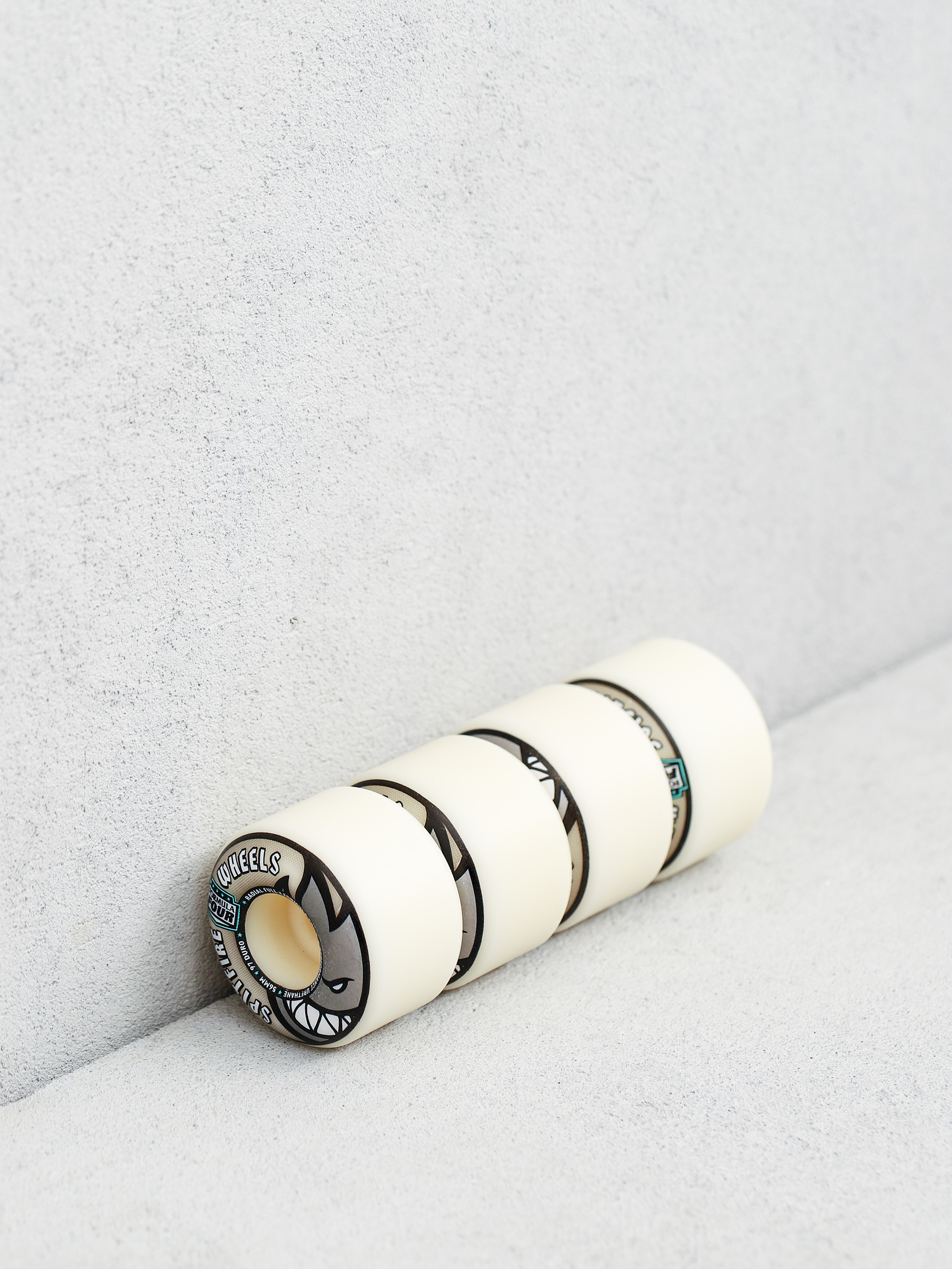 Kółka Spitfire F4 97D Radial Full (natural/silver)