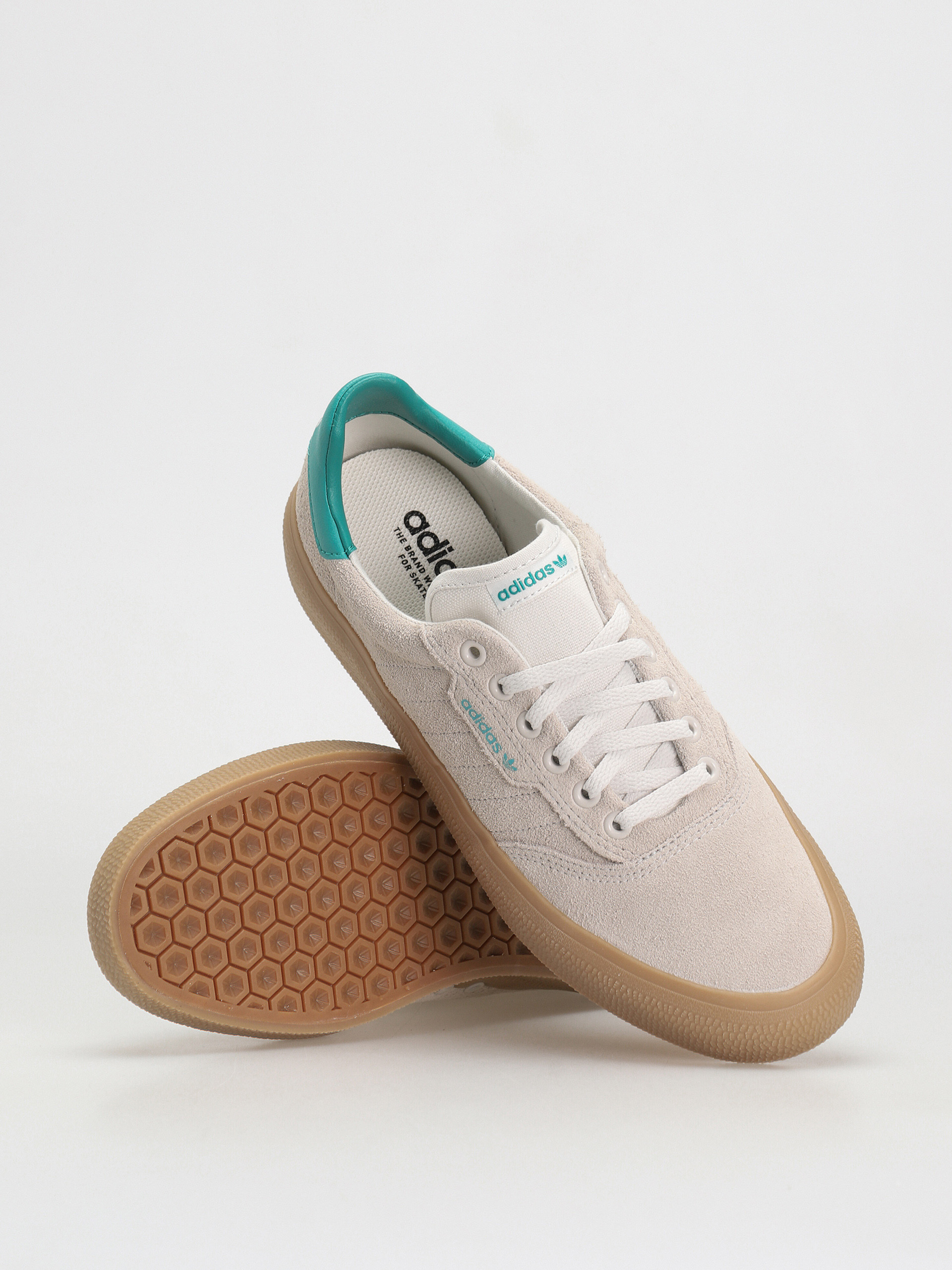 Buty adidas 3Mc (cwhite/glrgrn/gum4)