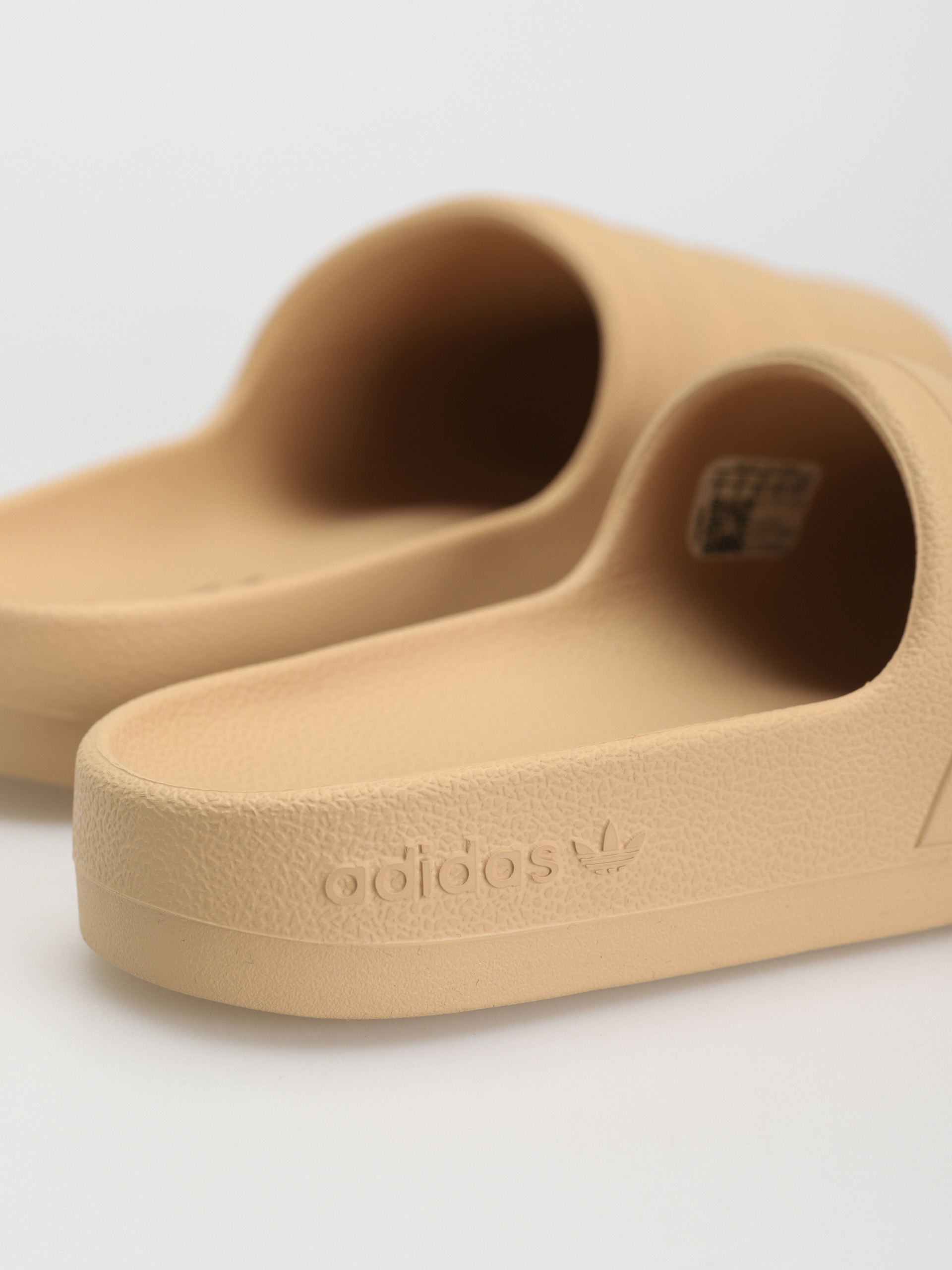 Klapki adidas Originals Adifom Adilette (magbei/magbei/cblack)