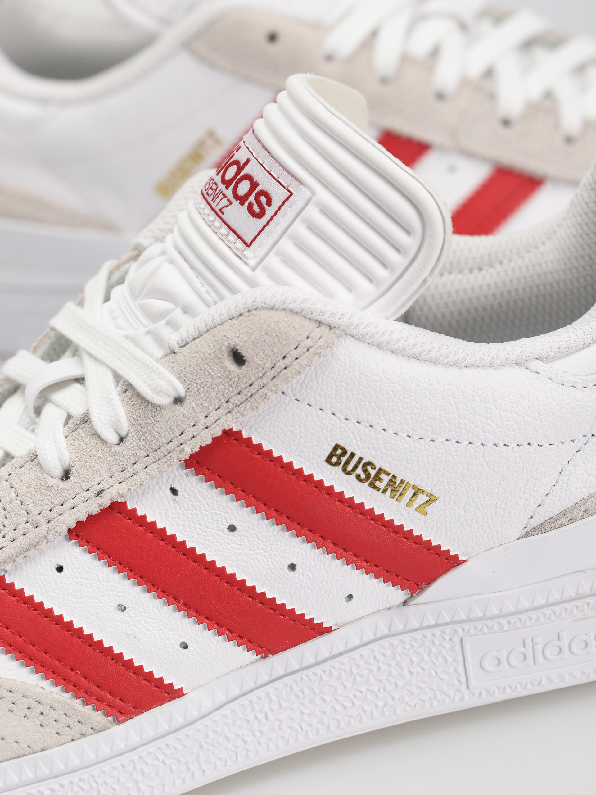 Buty adidas Busenitz (ftwwht/betsca/goldmt)