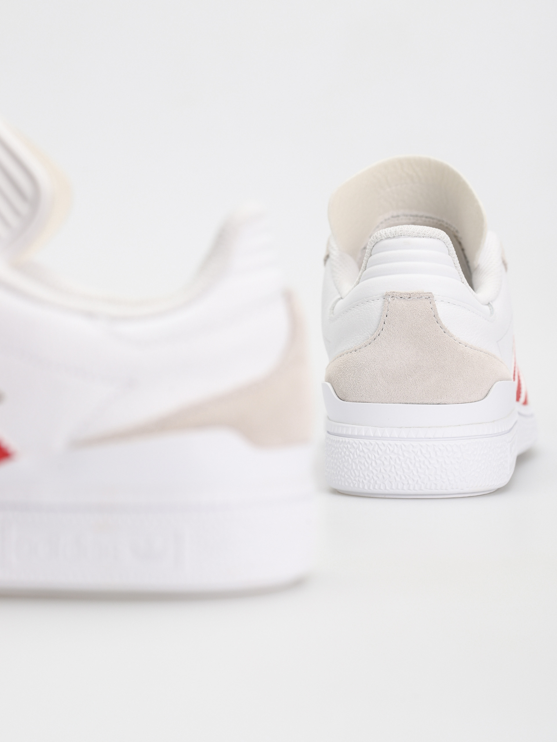 Buty adidas Busenitz (ftwwht/betsca/goldmt)