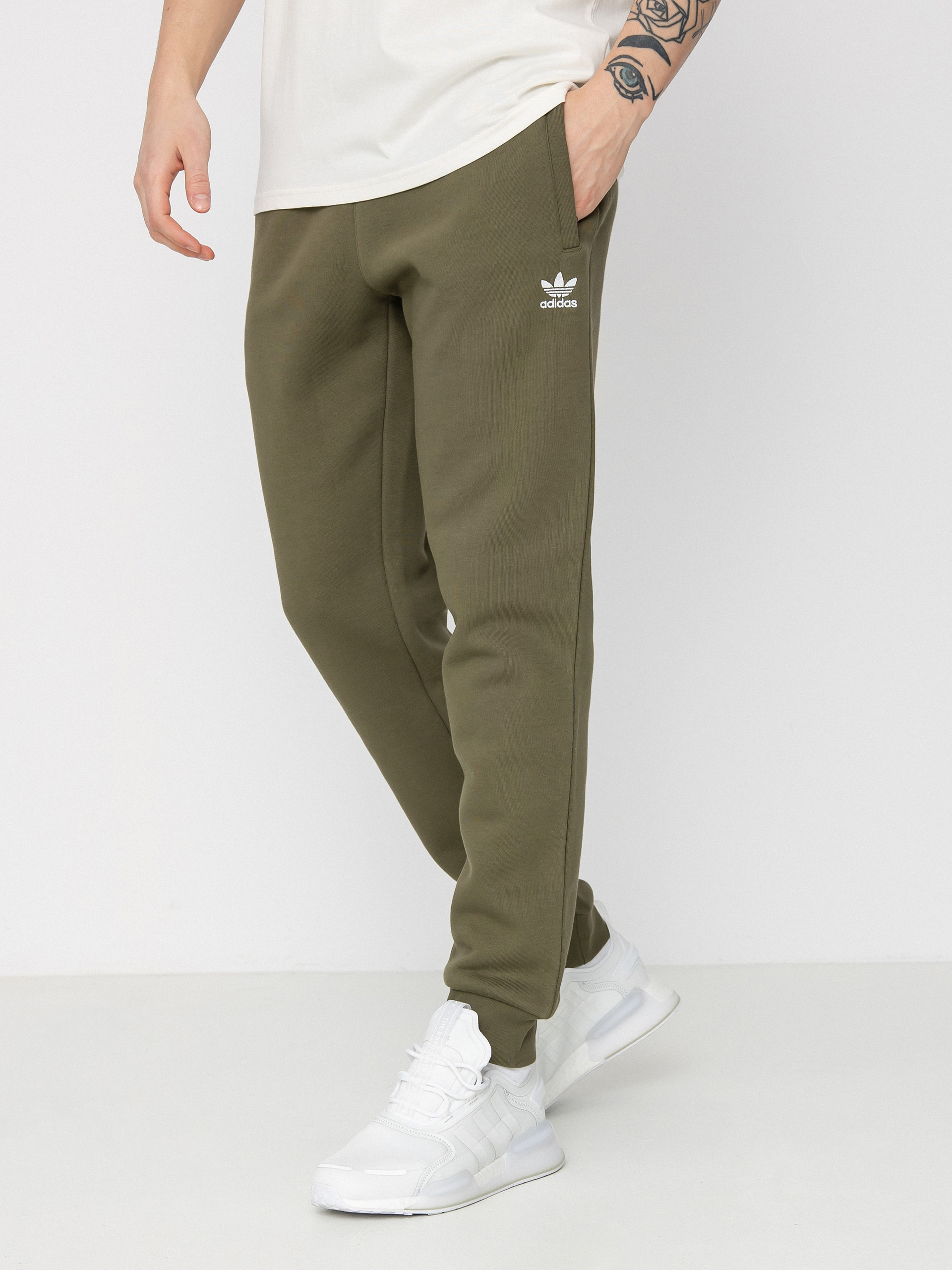 Spodnie adidas Originals Essentials (olistr)