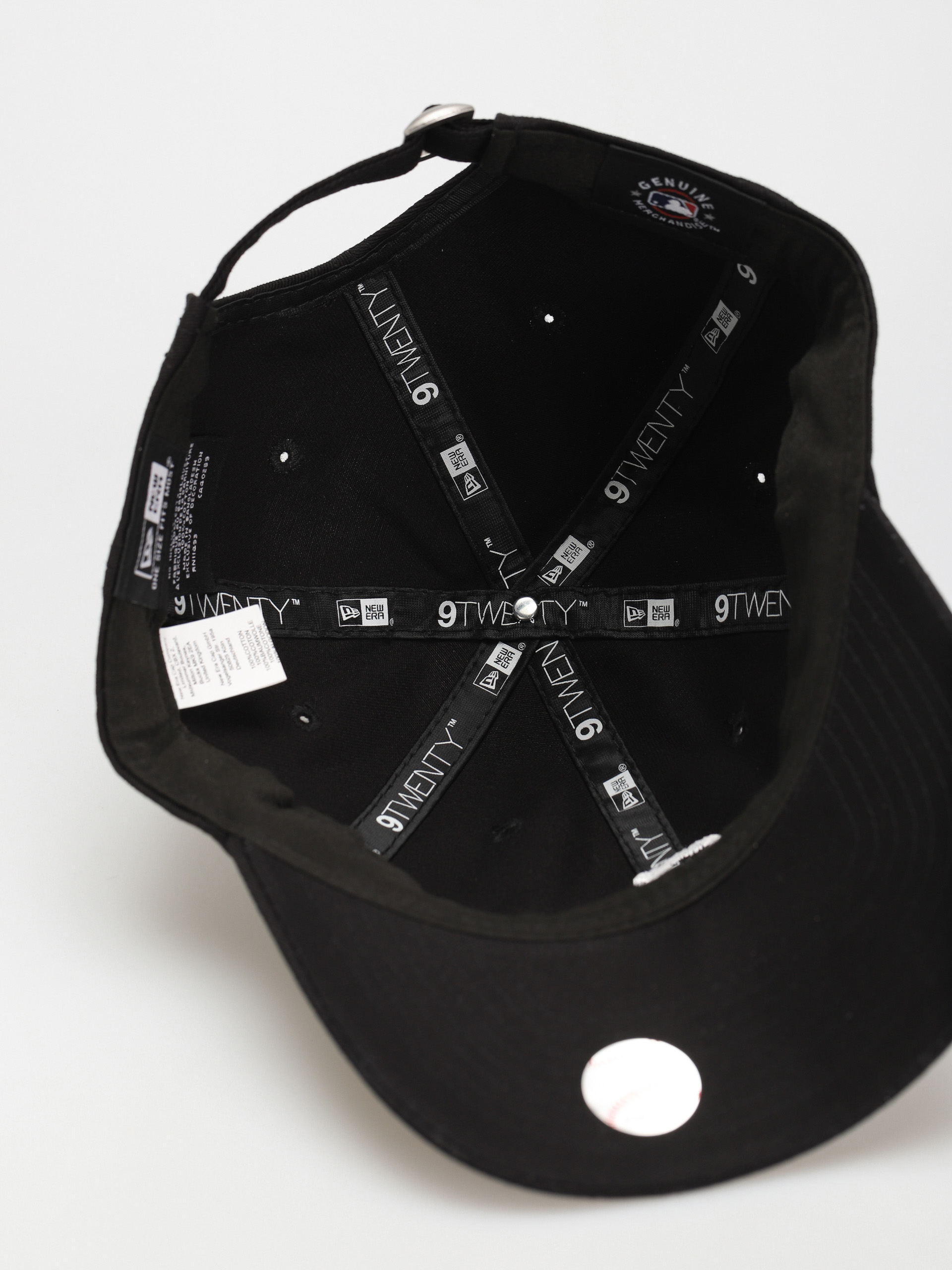 Czapka z daszkiem New Era League Essential 9Twenty Chicago White Sox (black/white)