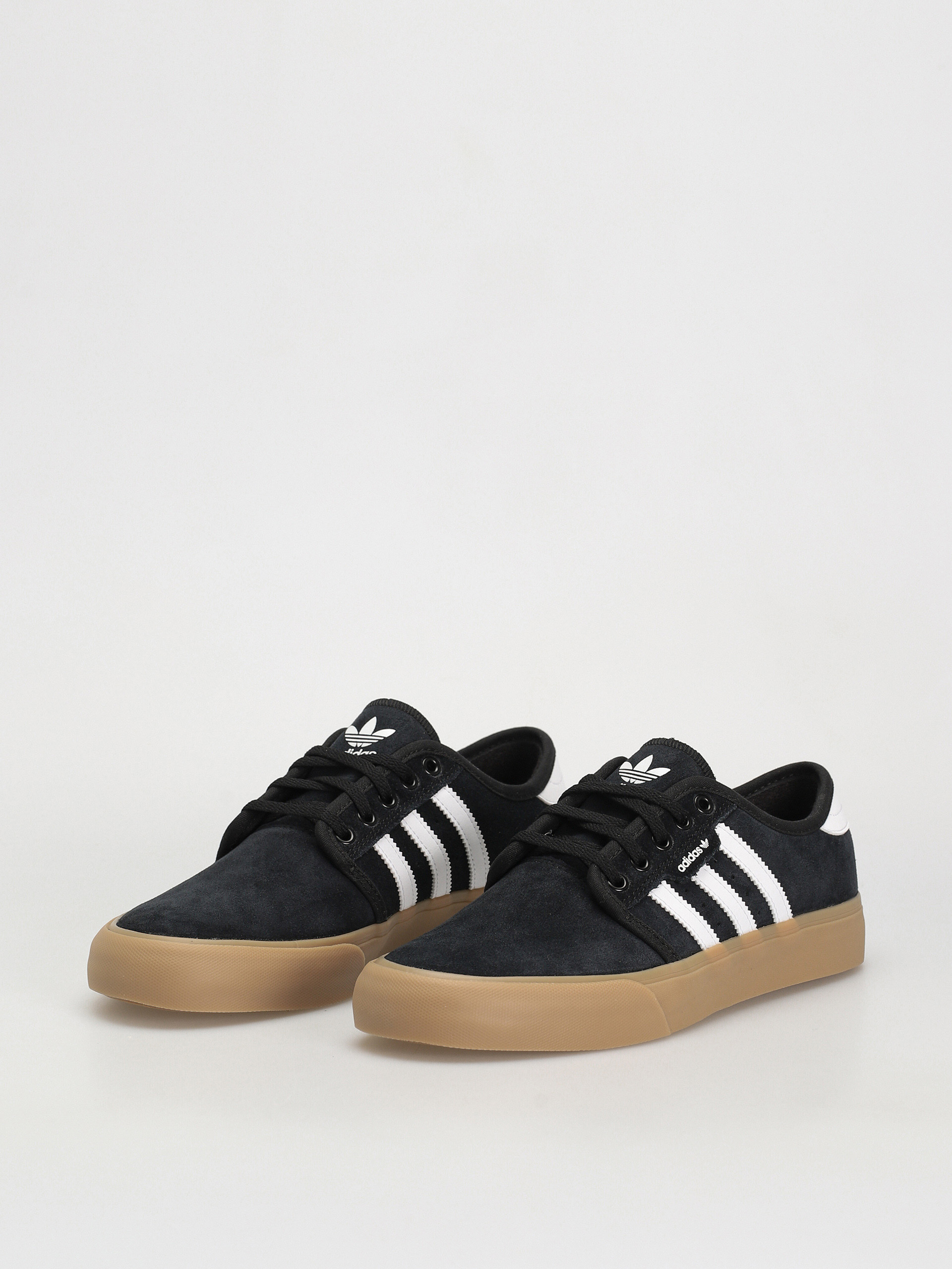 Buty adidas Seeley Xt (cblack/ftwwht/gum4)