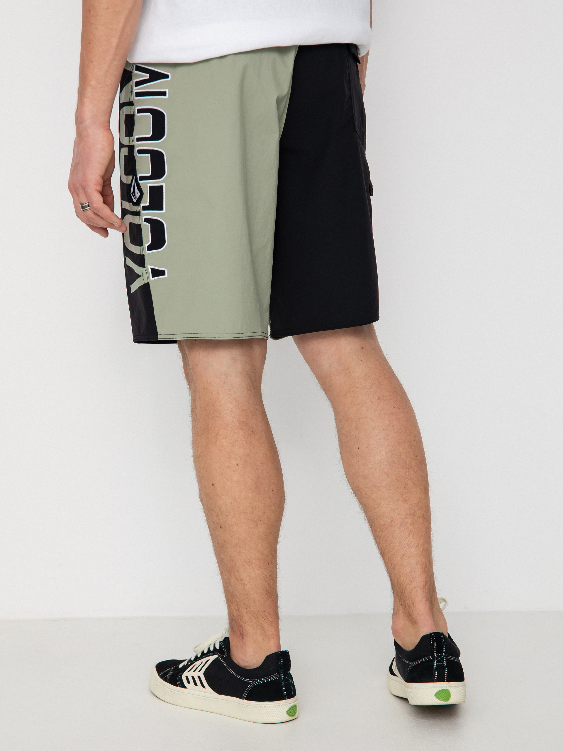 Boardshorty Volcom Surf Vitals Noa Deane 21 (black)