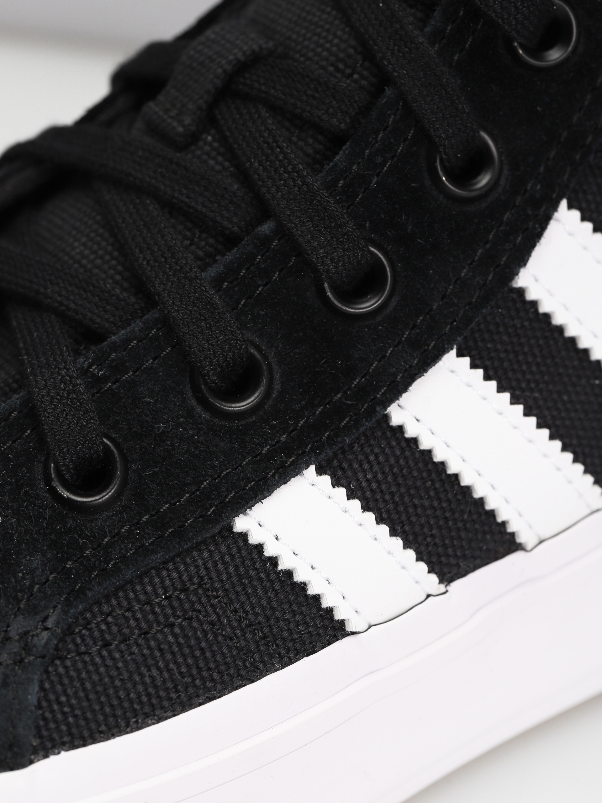 Buty adidas Nizza Hi Adv (cblack/ftwwht/bliblu)