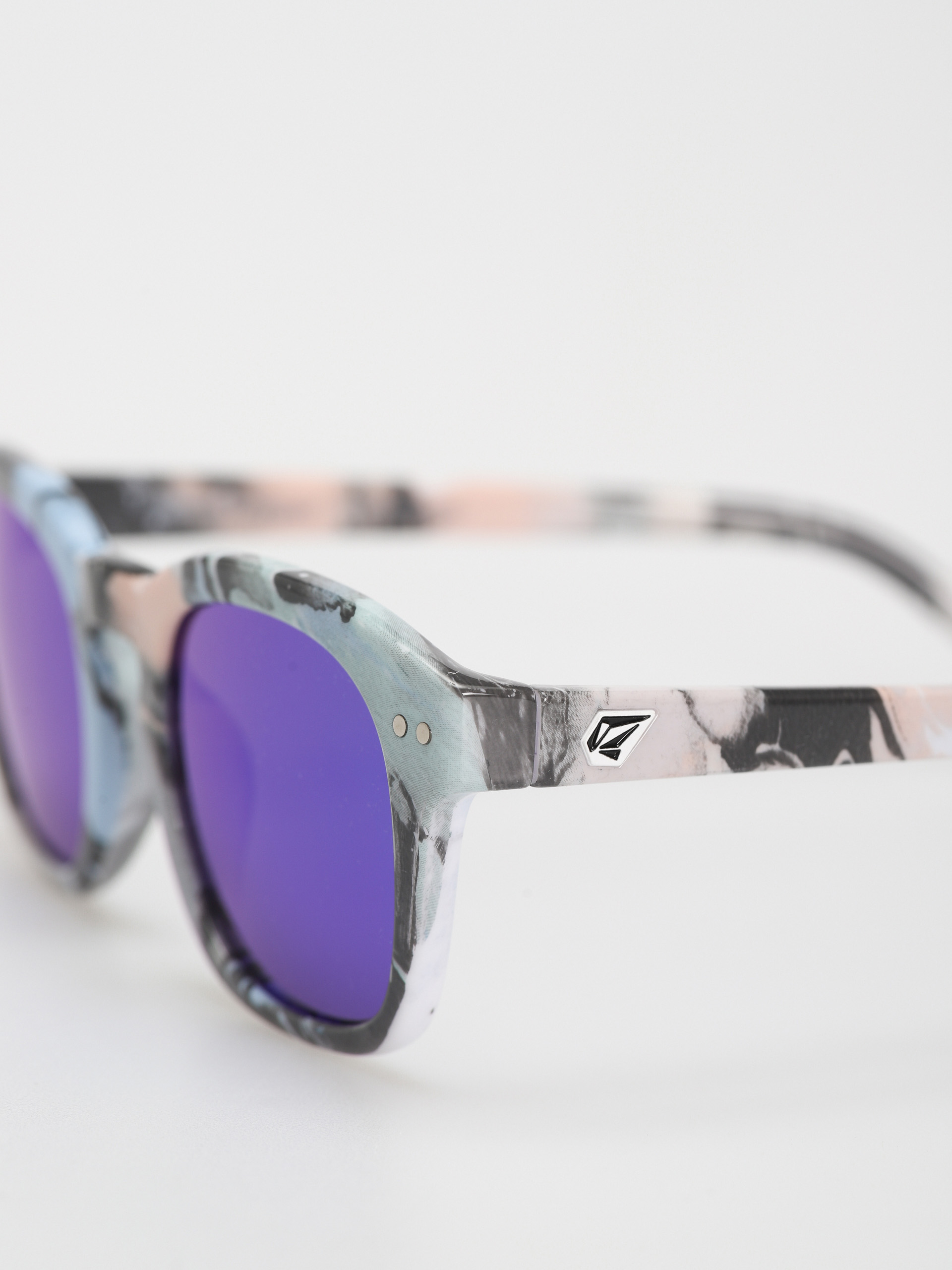 Okulary przeciwsłoneczne Volcom Earth Tripper (skulls/blue mirror)