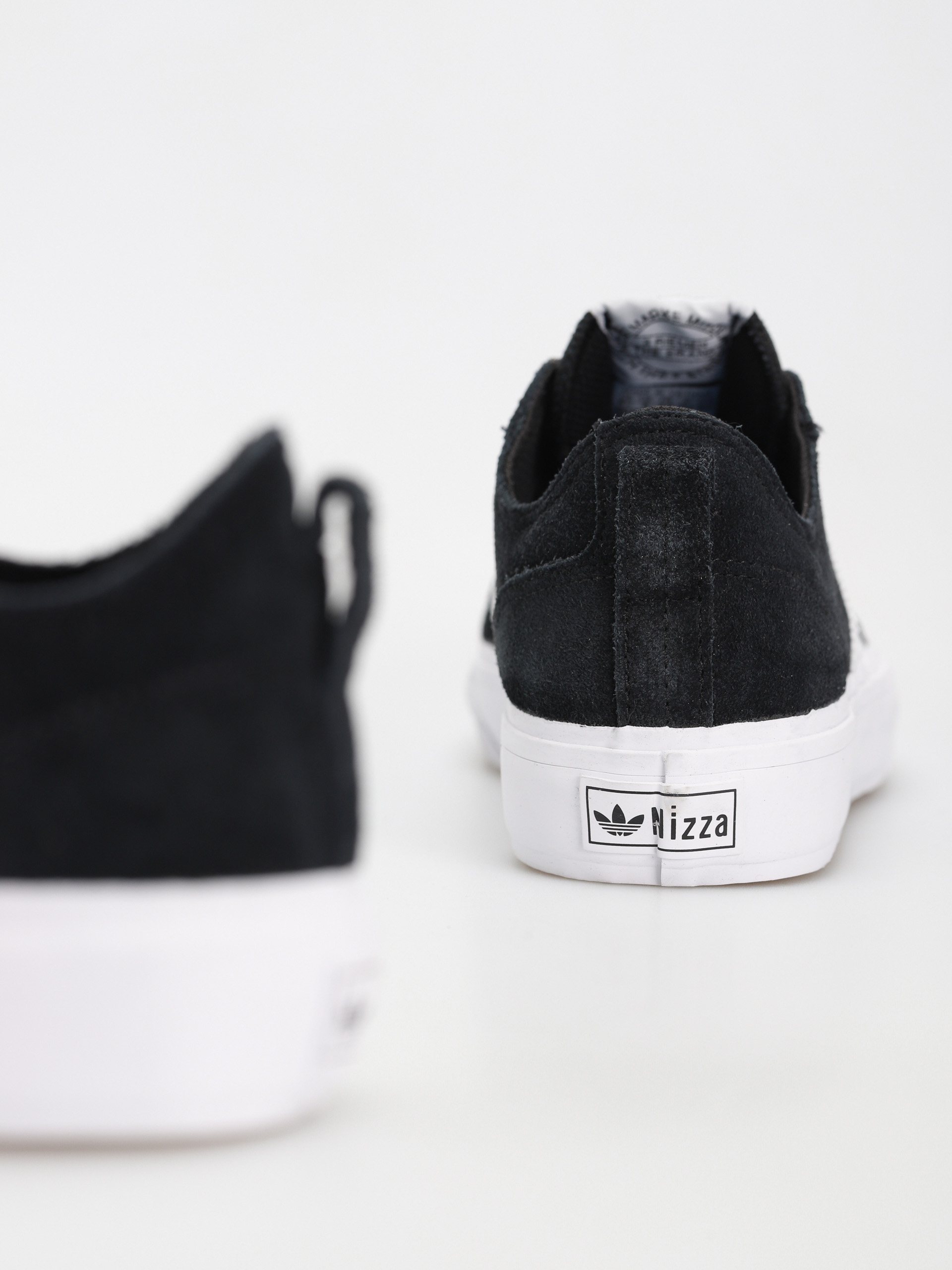 Buty adidas Nizza Low Adv (cblack/ftwwht/ftwwht)