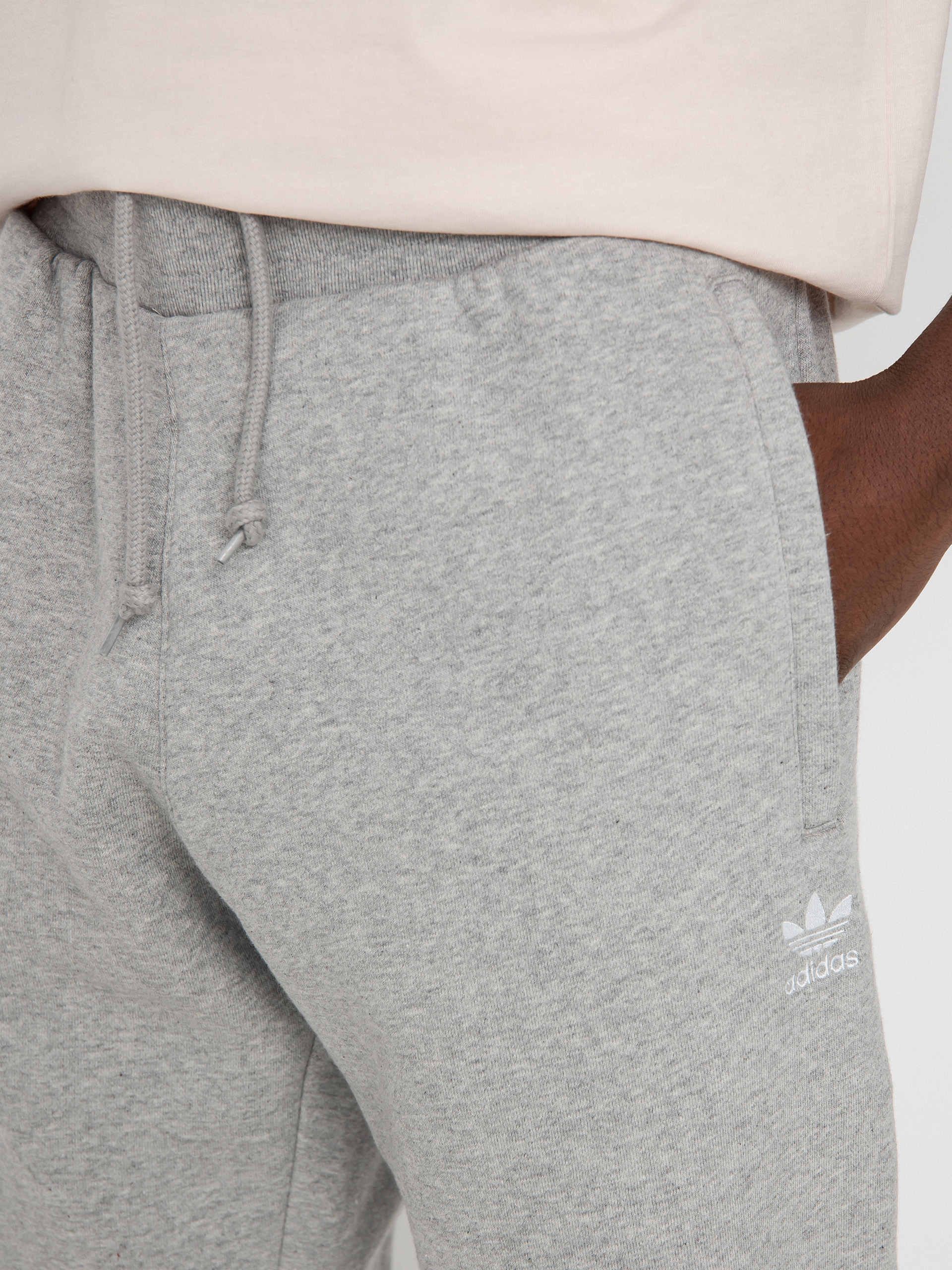 Spodnie adidas Originals Essentials (mgreyh)