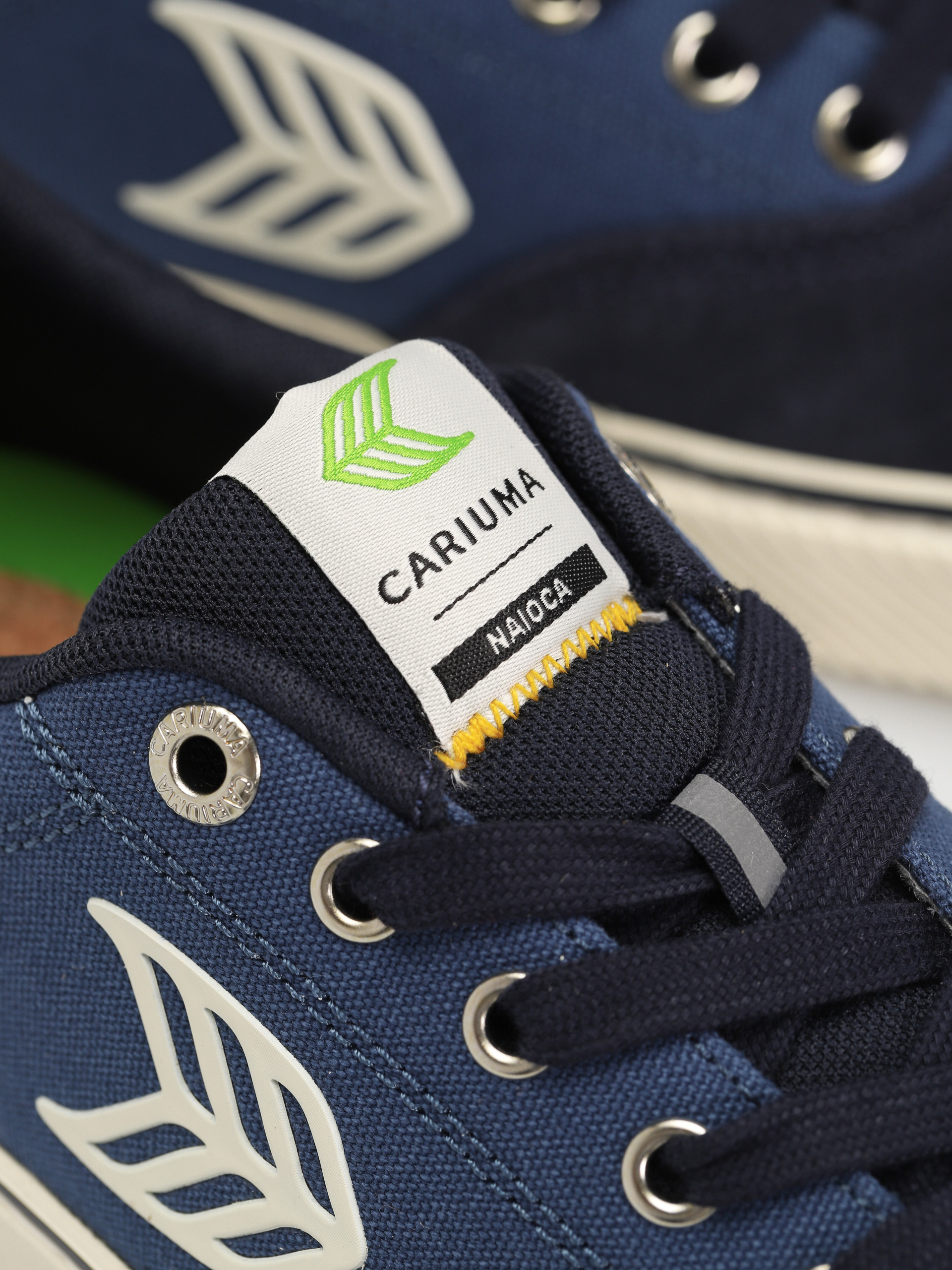 Buty Cariuma Naioca (navy)