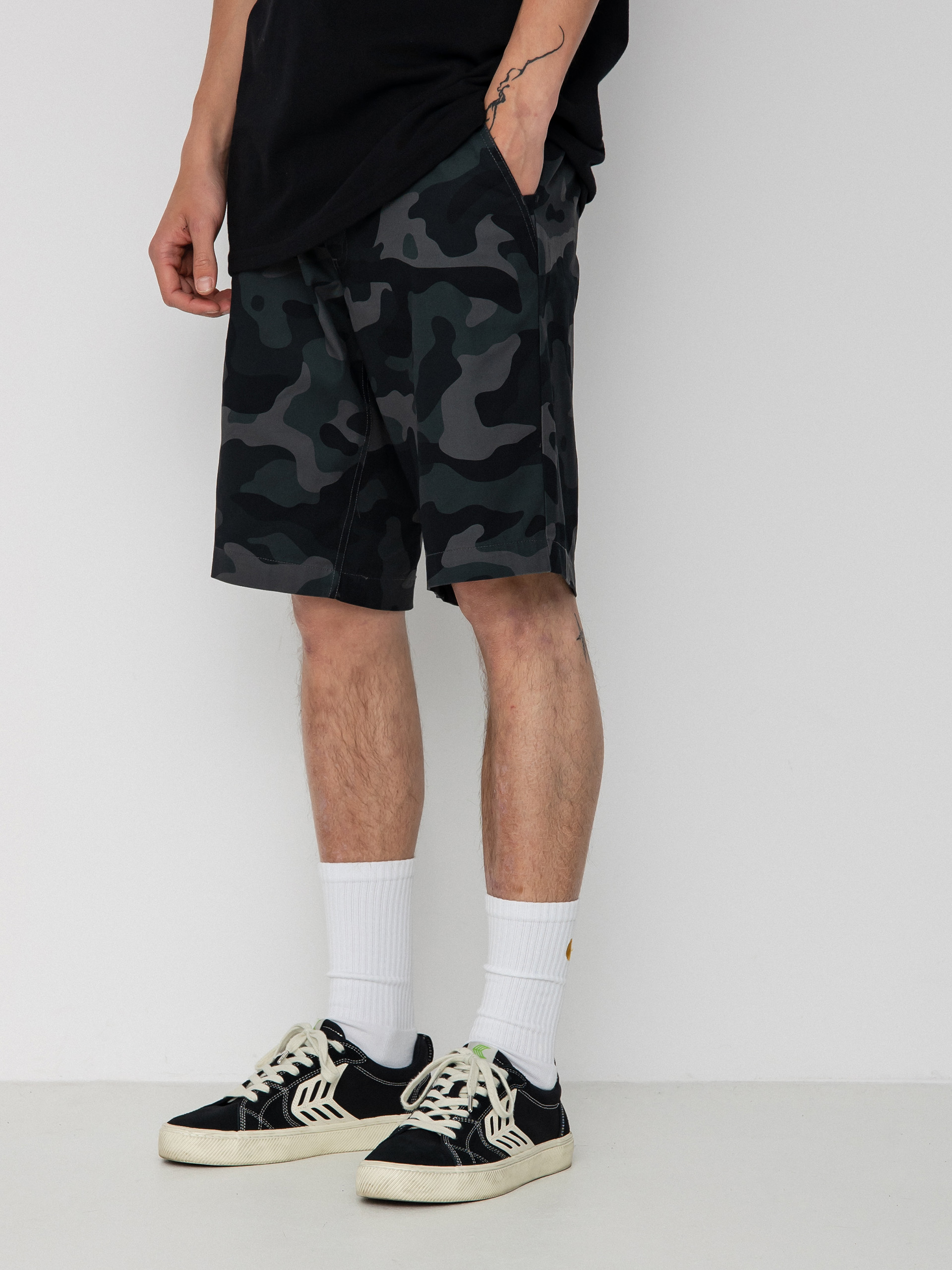 Szorty Fox Essex Camo 2.0 (black camo)