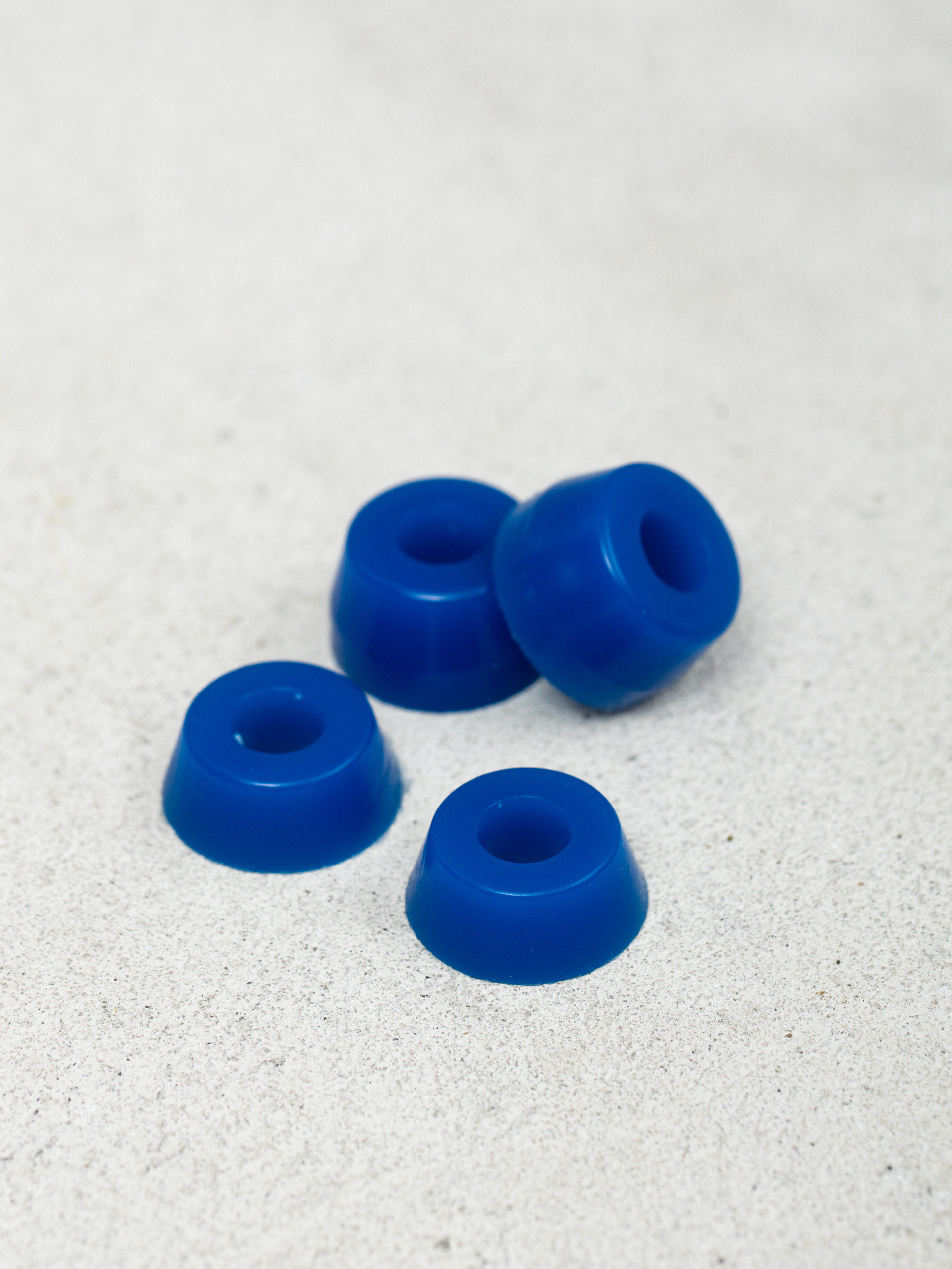 Gumki Thunder Bushings 100Duro Extra Hard (navy)