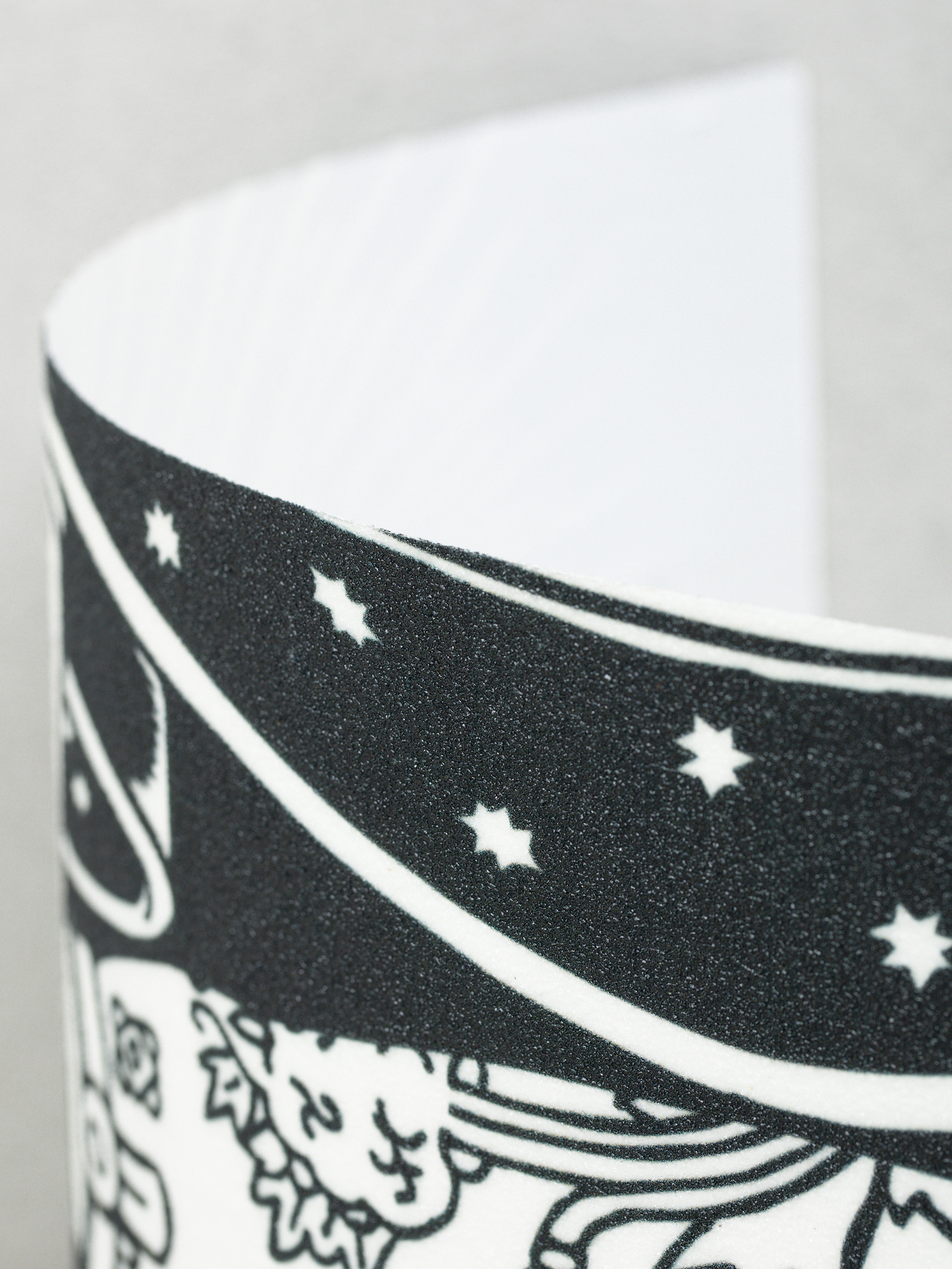 Papier Hard Luck Grande Lady G (black/white)