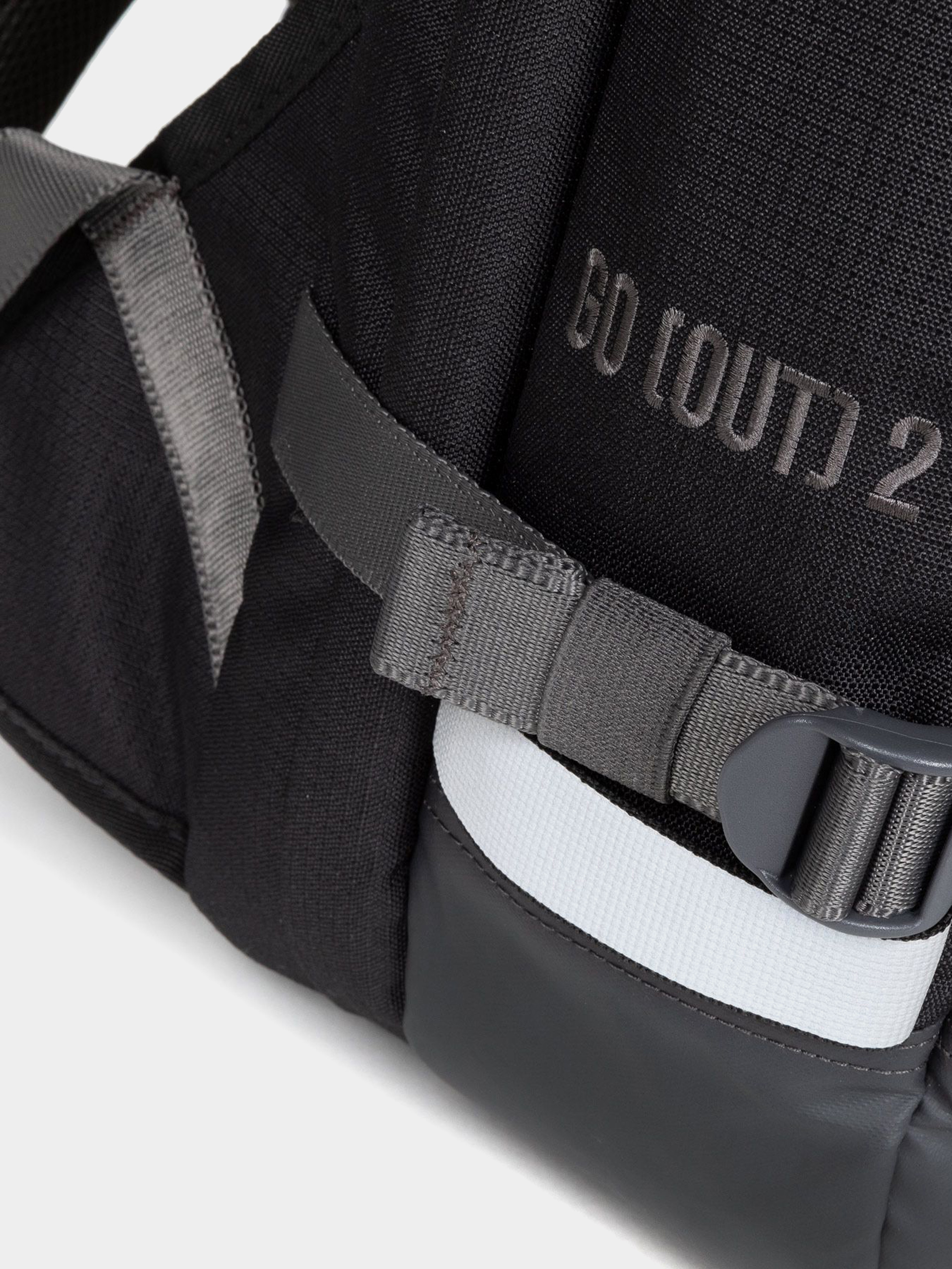 Plecak Eastpak Out Safepack (out black)