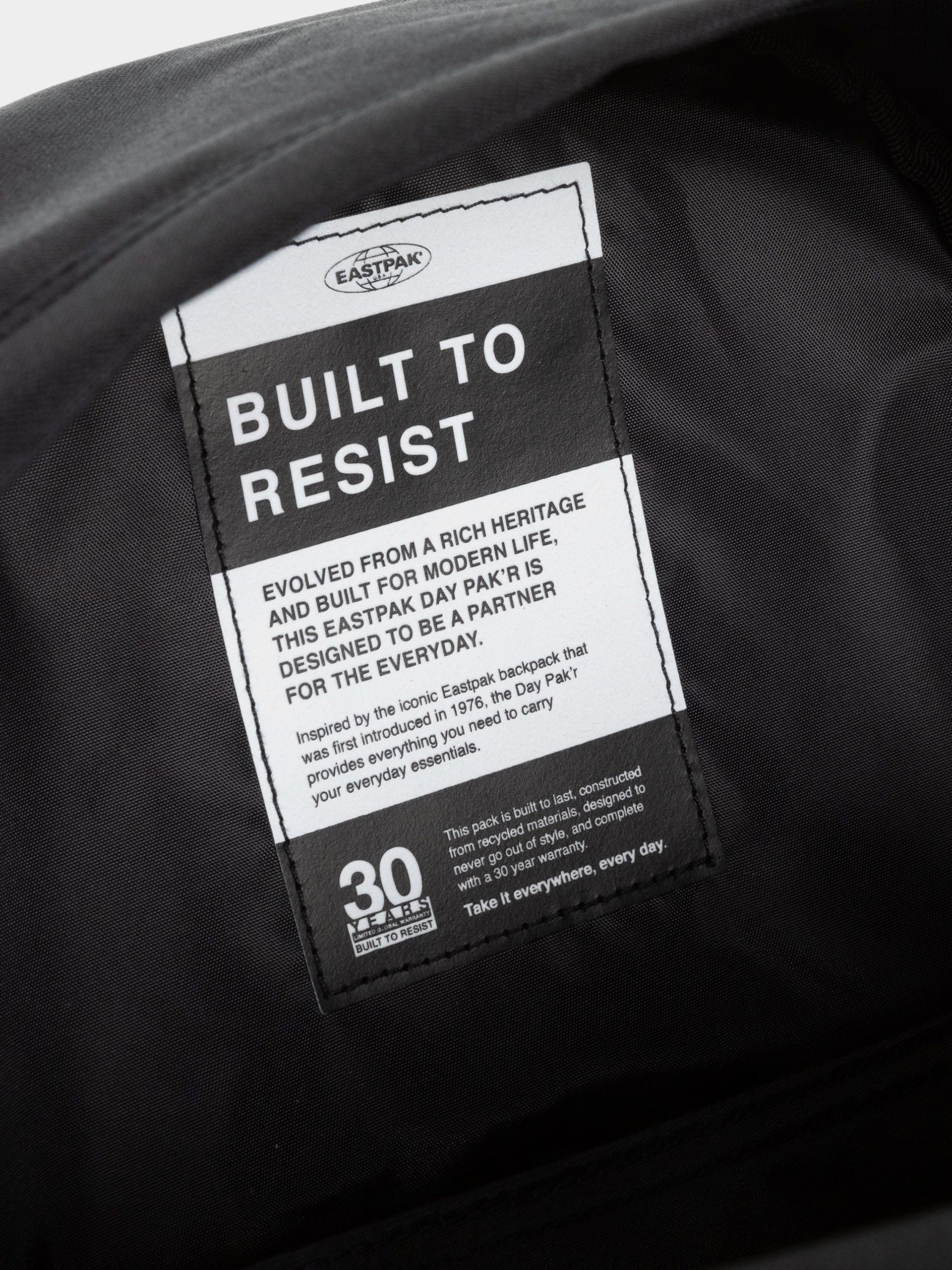 Plecak Eastpak Day Pak R (bold btr black)