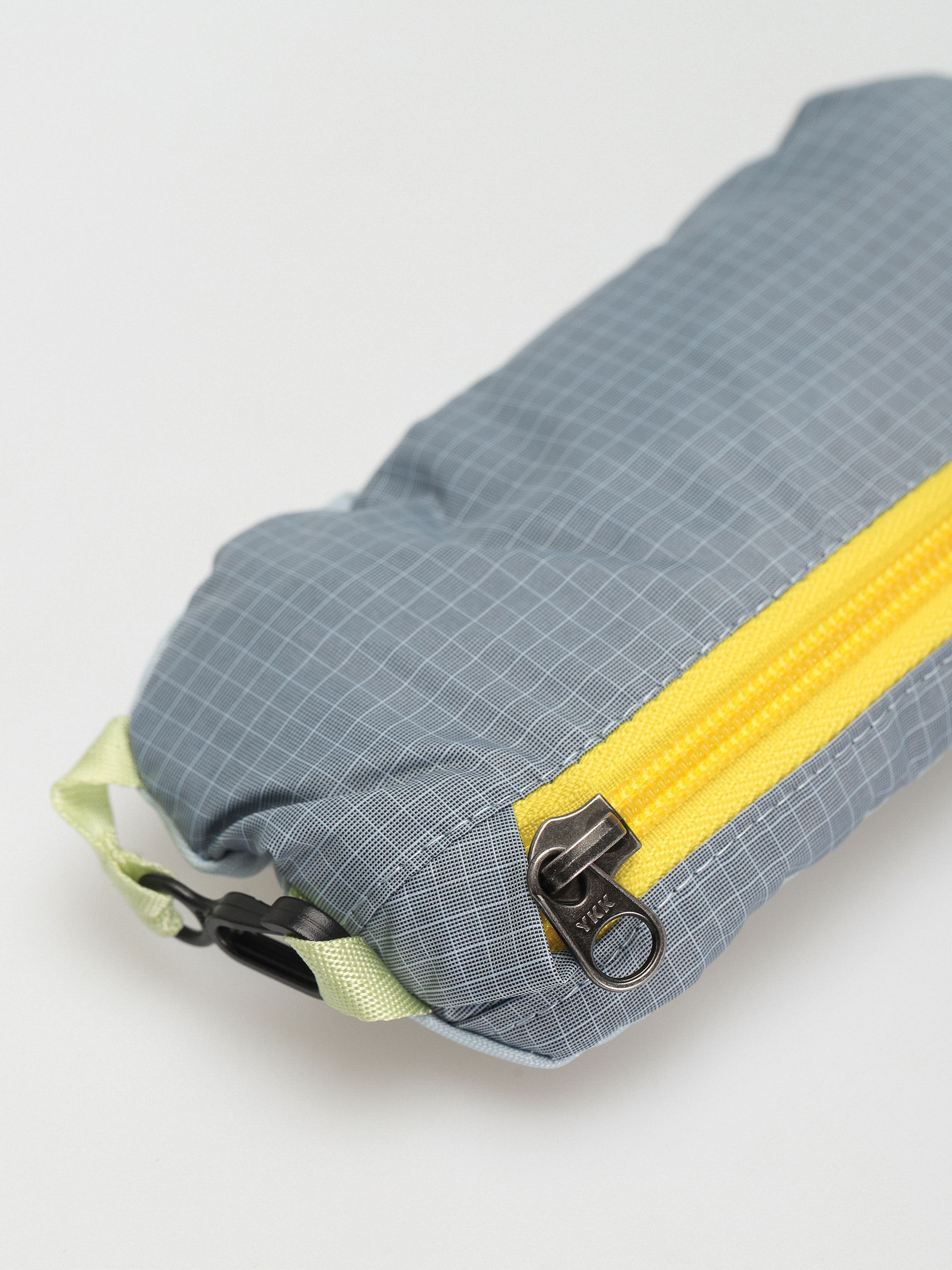 Nerka Patagonia Ultralight Black Hole Mini Hip Pack (steam blue)