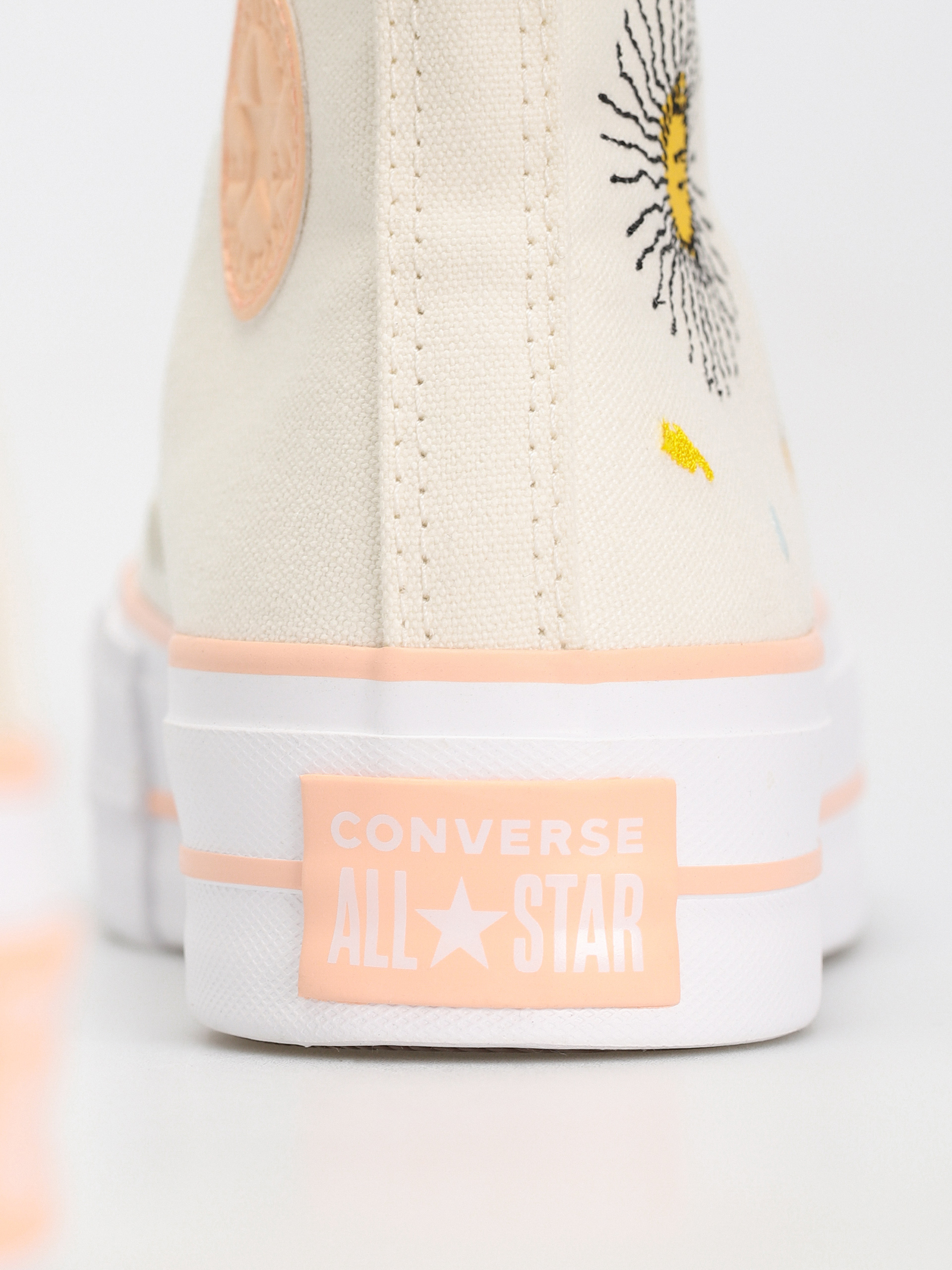 Trampki Converse Chuck Taylor All Star Lift Hi Wmn (egret)