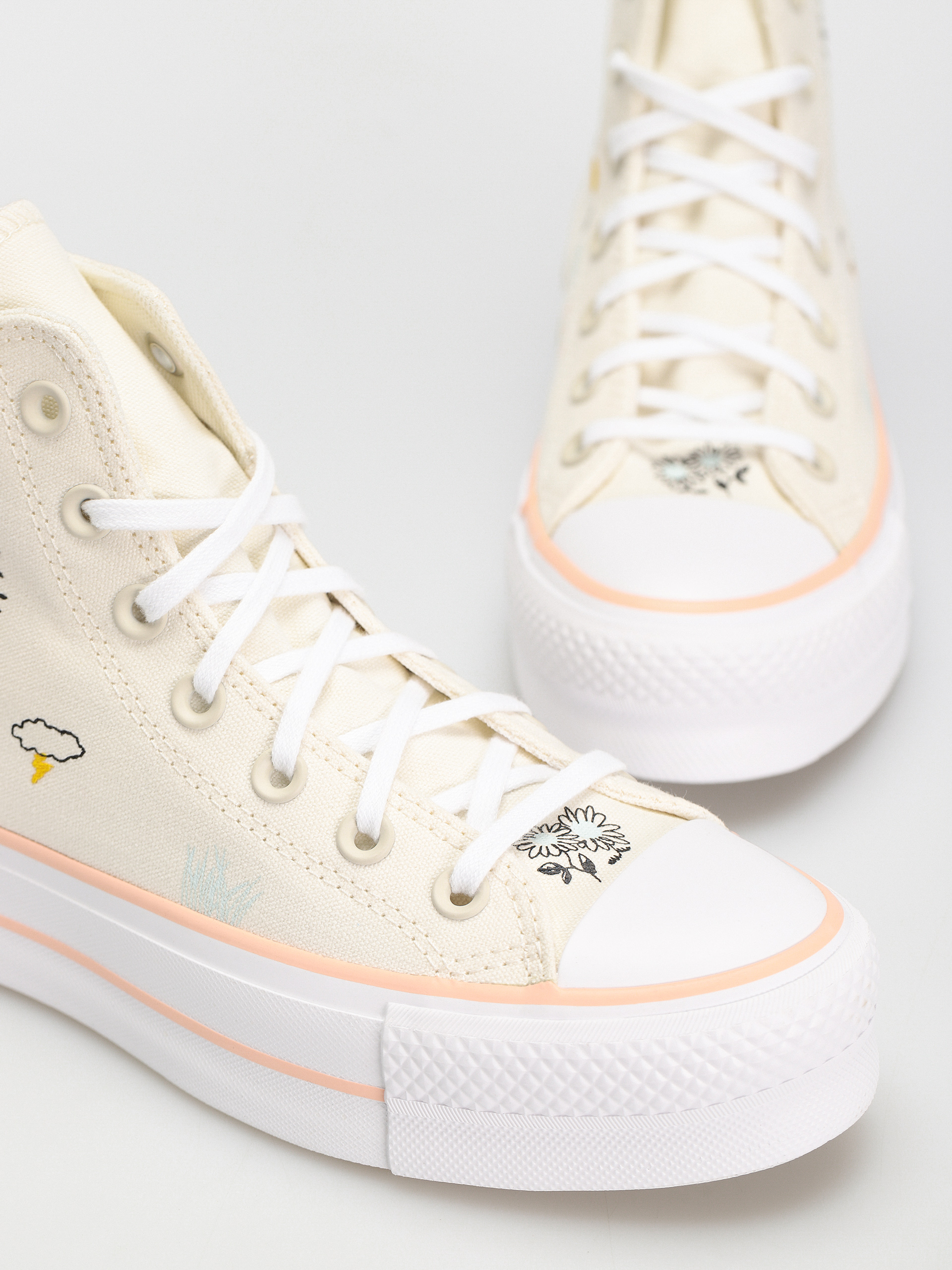 Trampki Converse Chuck Taylor All Star Lift Hi Wmn (egret)