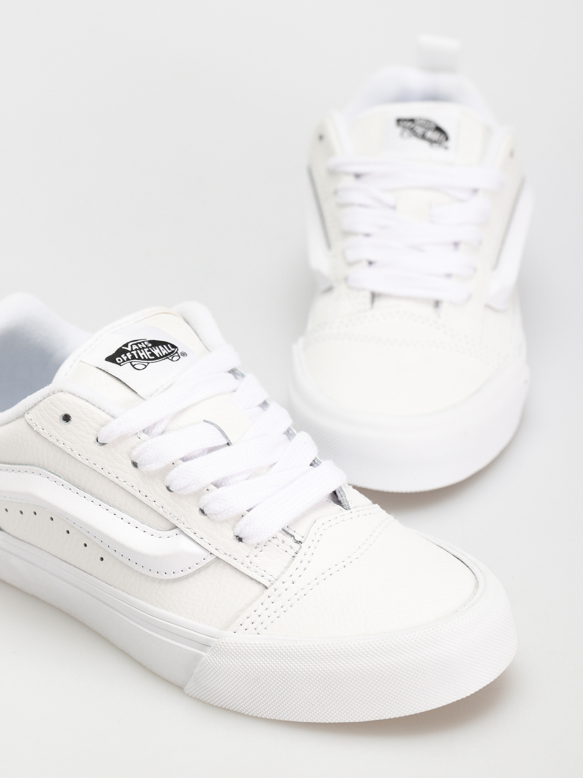 Buty Vans Knu Skool (leather true white)