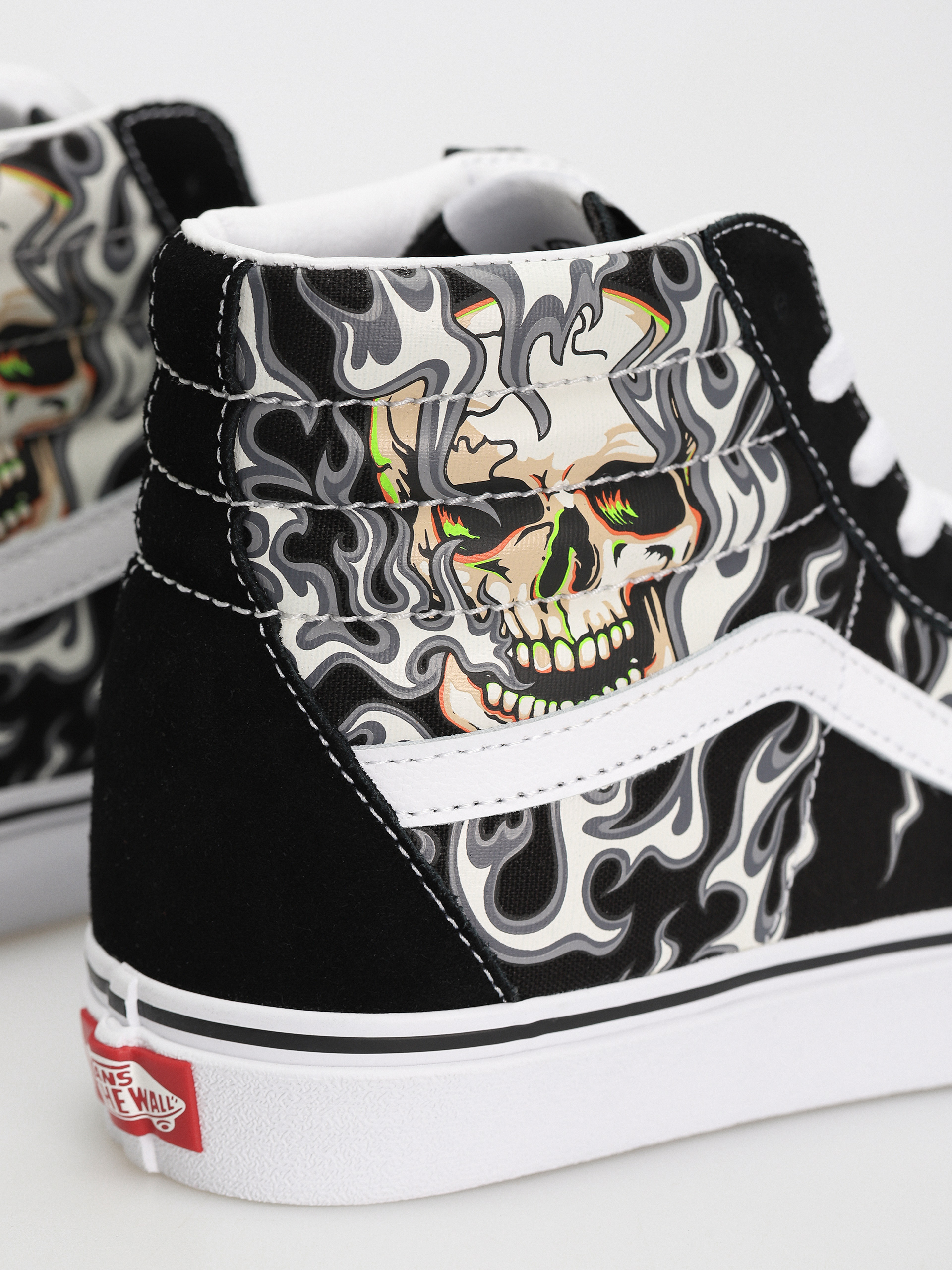 Buty Vans Sk8 Hi (flame skull black/true white)