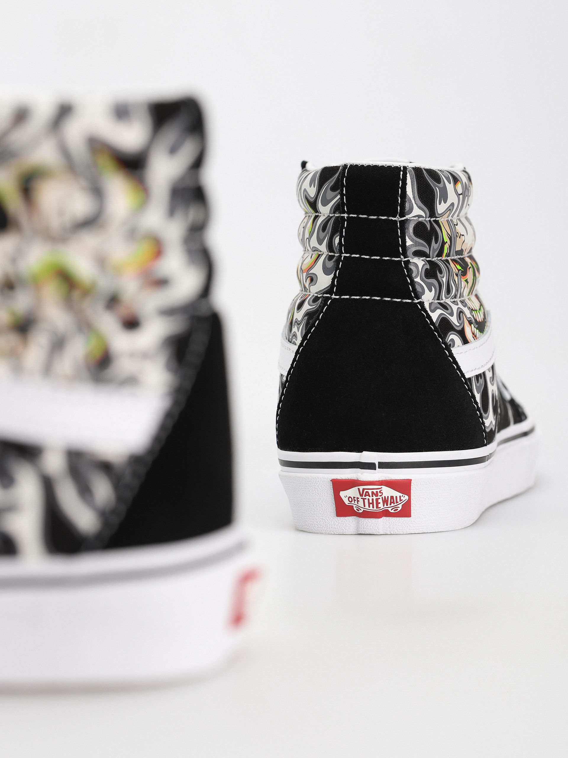 Buty Vans Sk8 Hi (flame skull black/true white)
