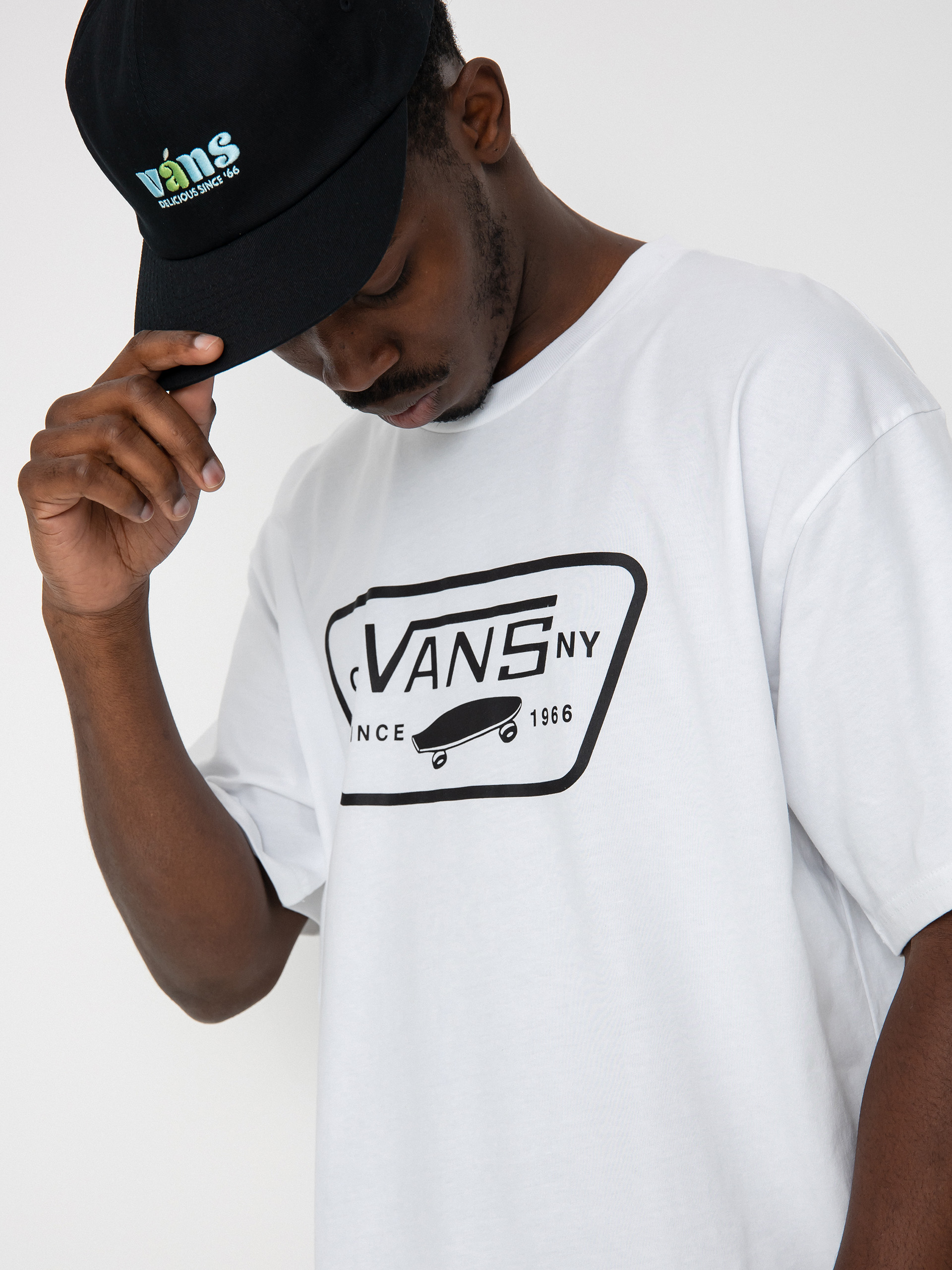 T-shirt Vans Full Patch (white/black)