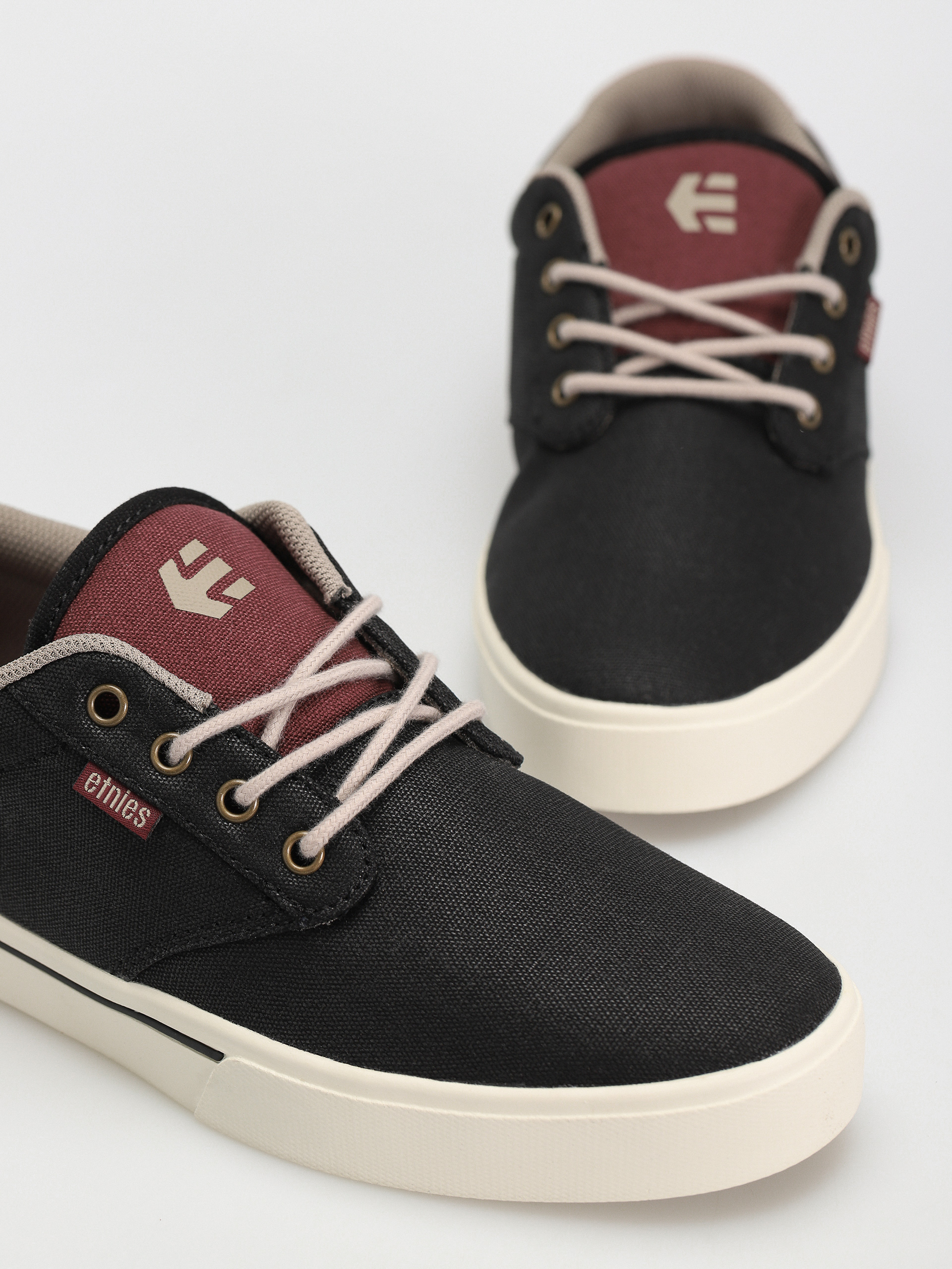 Buty Etnies Jameson 2 Eco (black/red/beige)