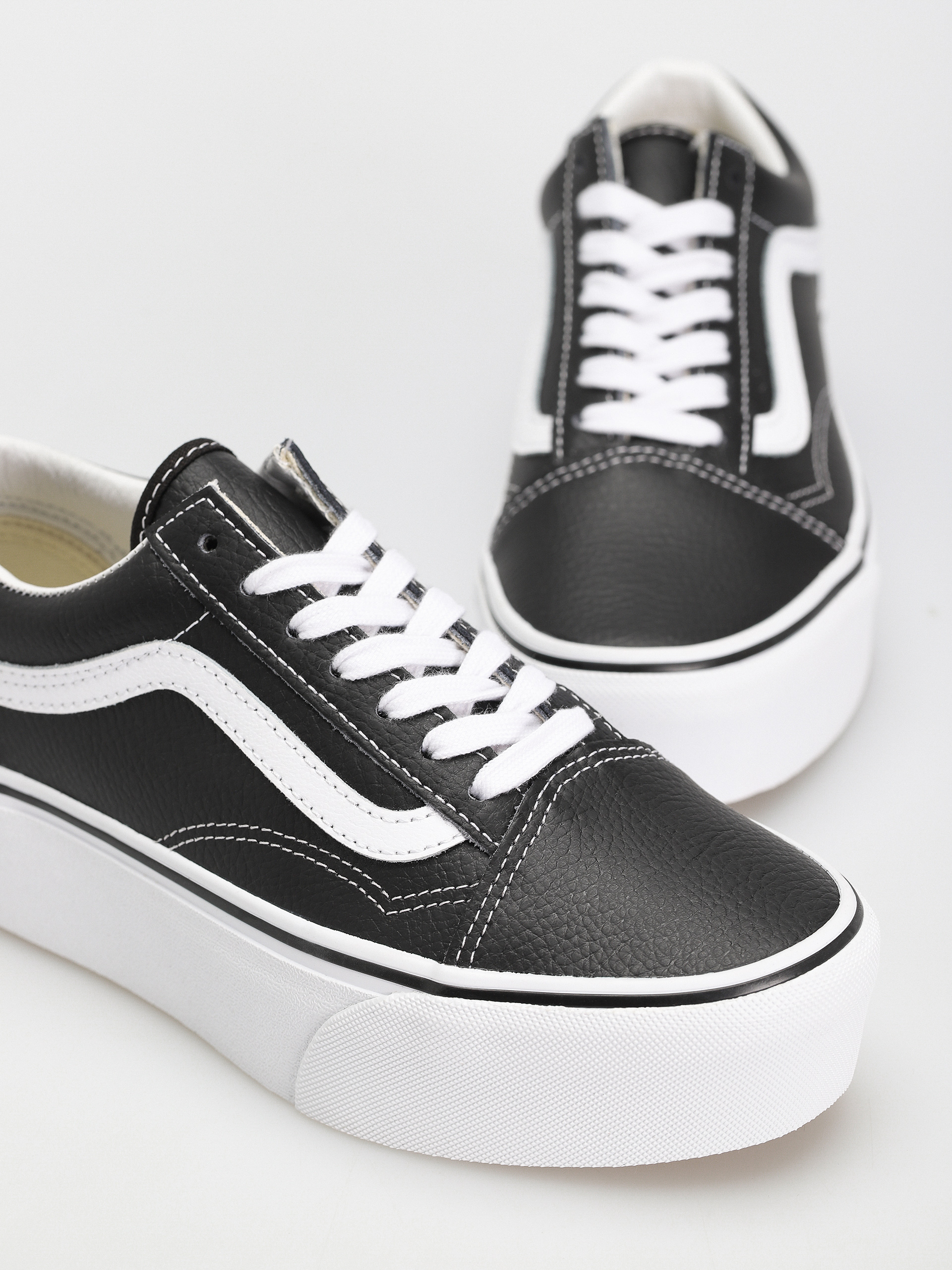 VANS★OLD SKOOL★兼用★LEATHER BLACK/TRUE WHITE Buty Vans Old Skool Stackform - czarny (leather black/true