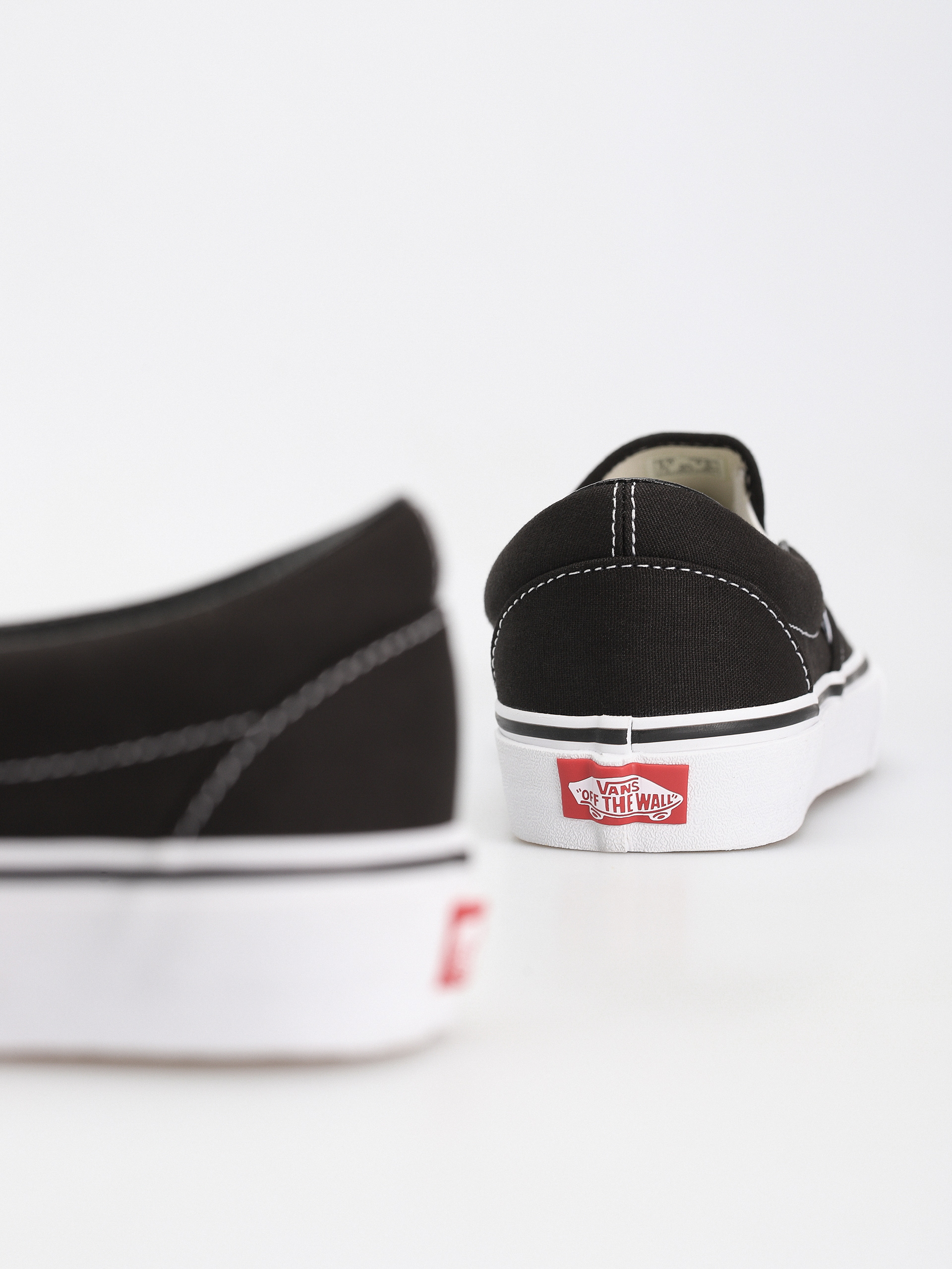Buty Vans Classic Slip On (black)