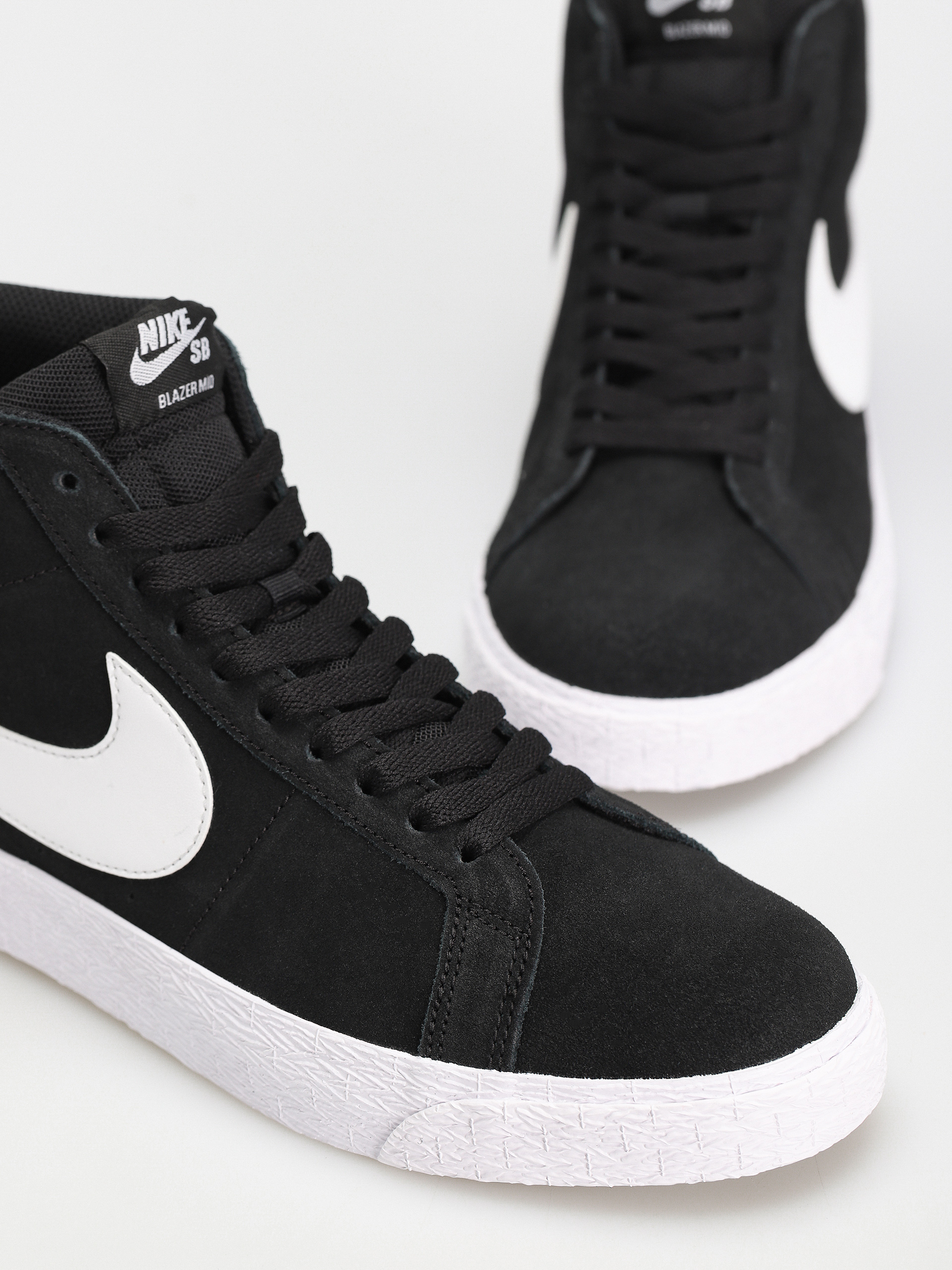 Buty Nike SB Zoom Blazer Mid (black/white white white)