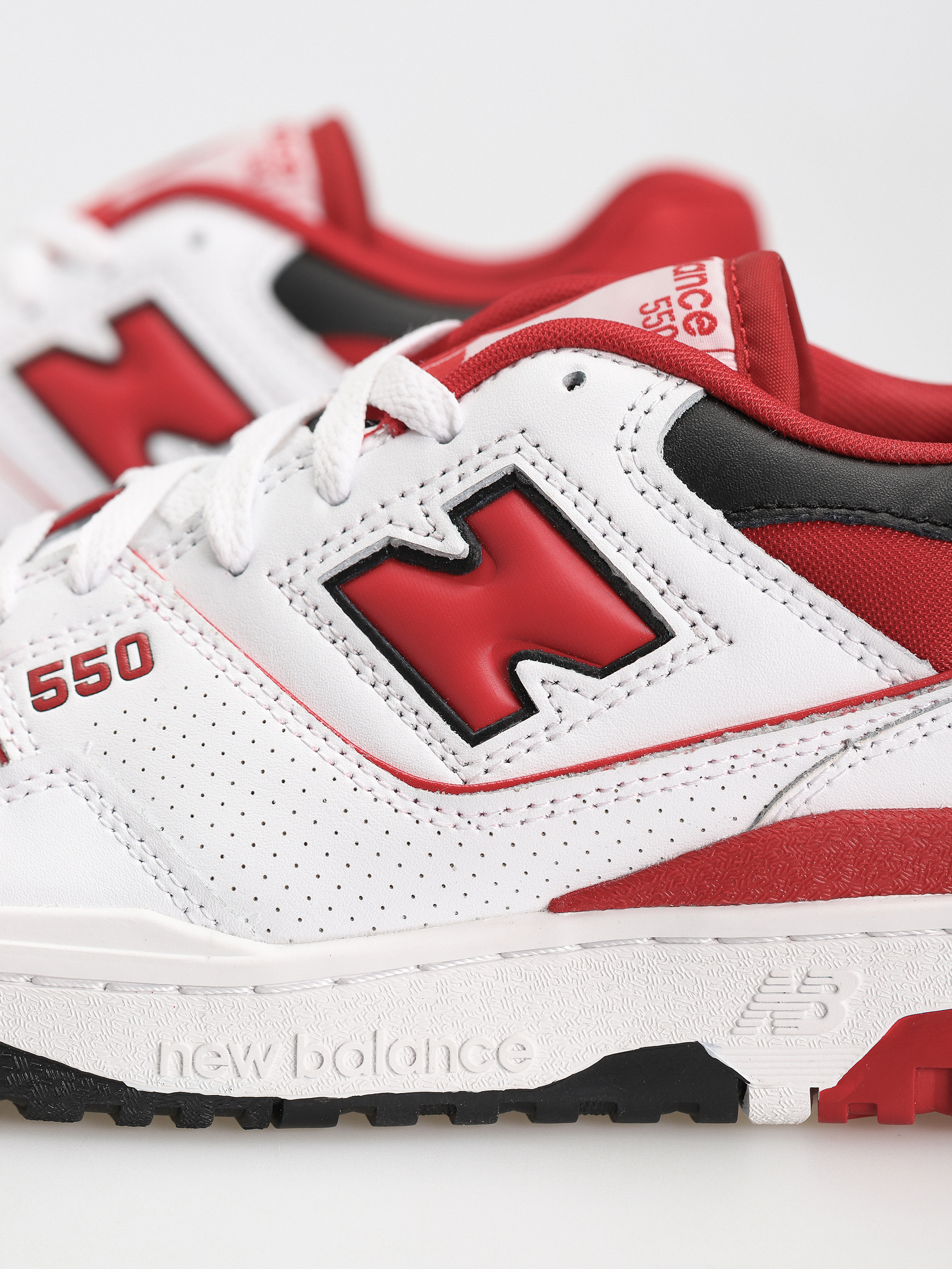Buty New Balance 550 (white/red)