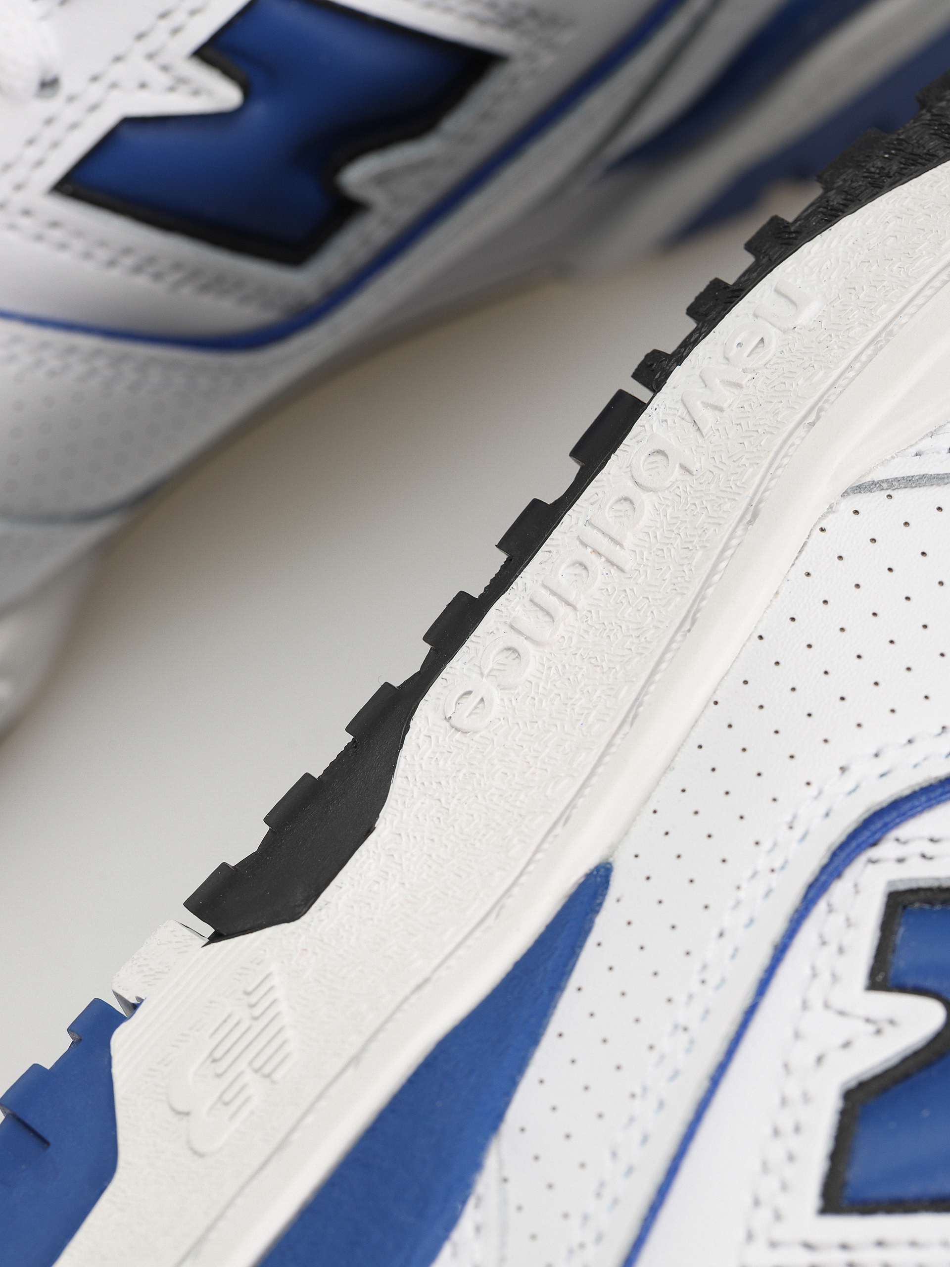 Buty New Balance 550 (white/royal)