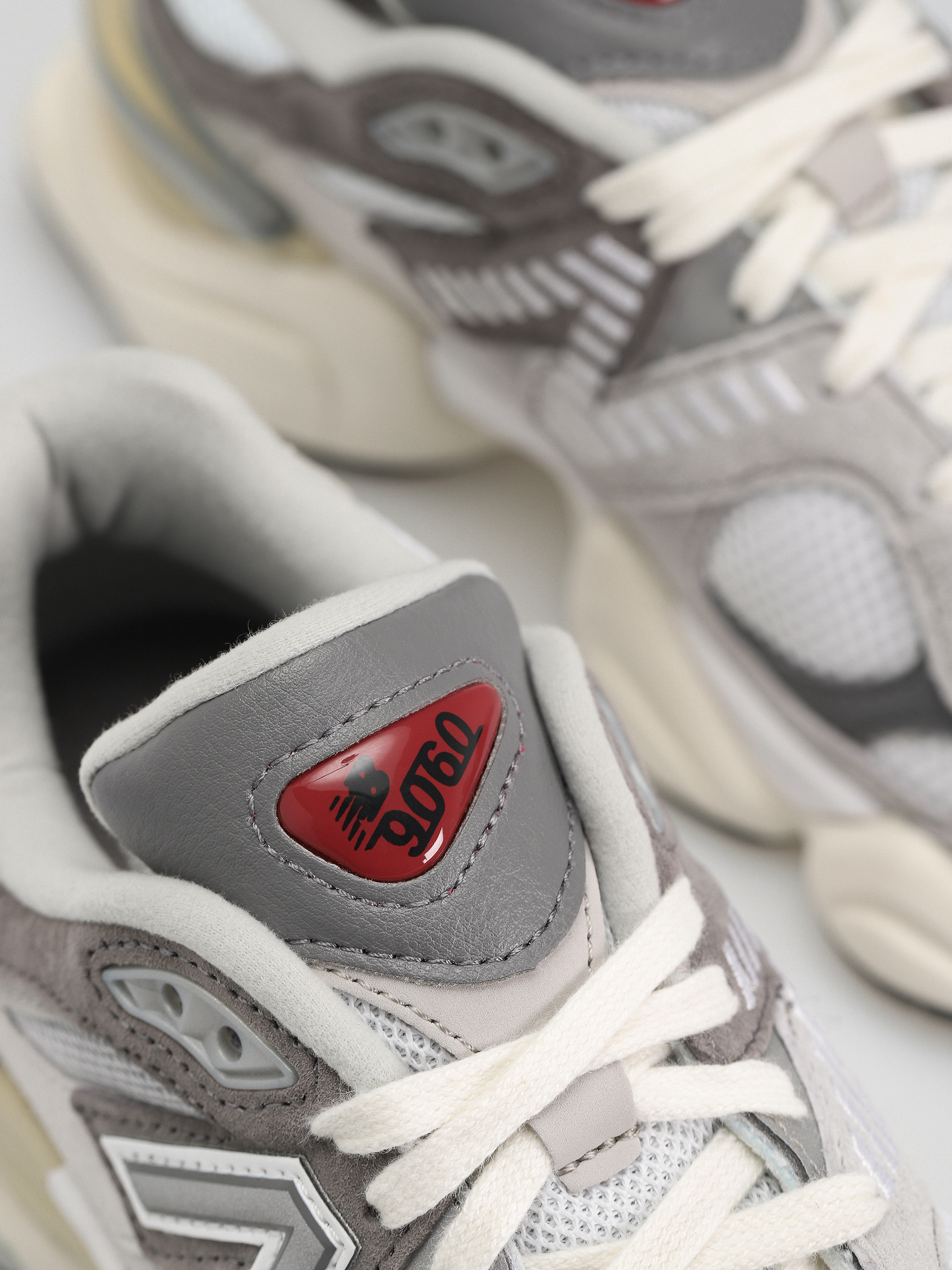 Buty New Balance 9060 (grey)