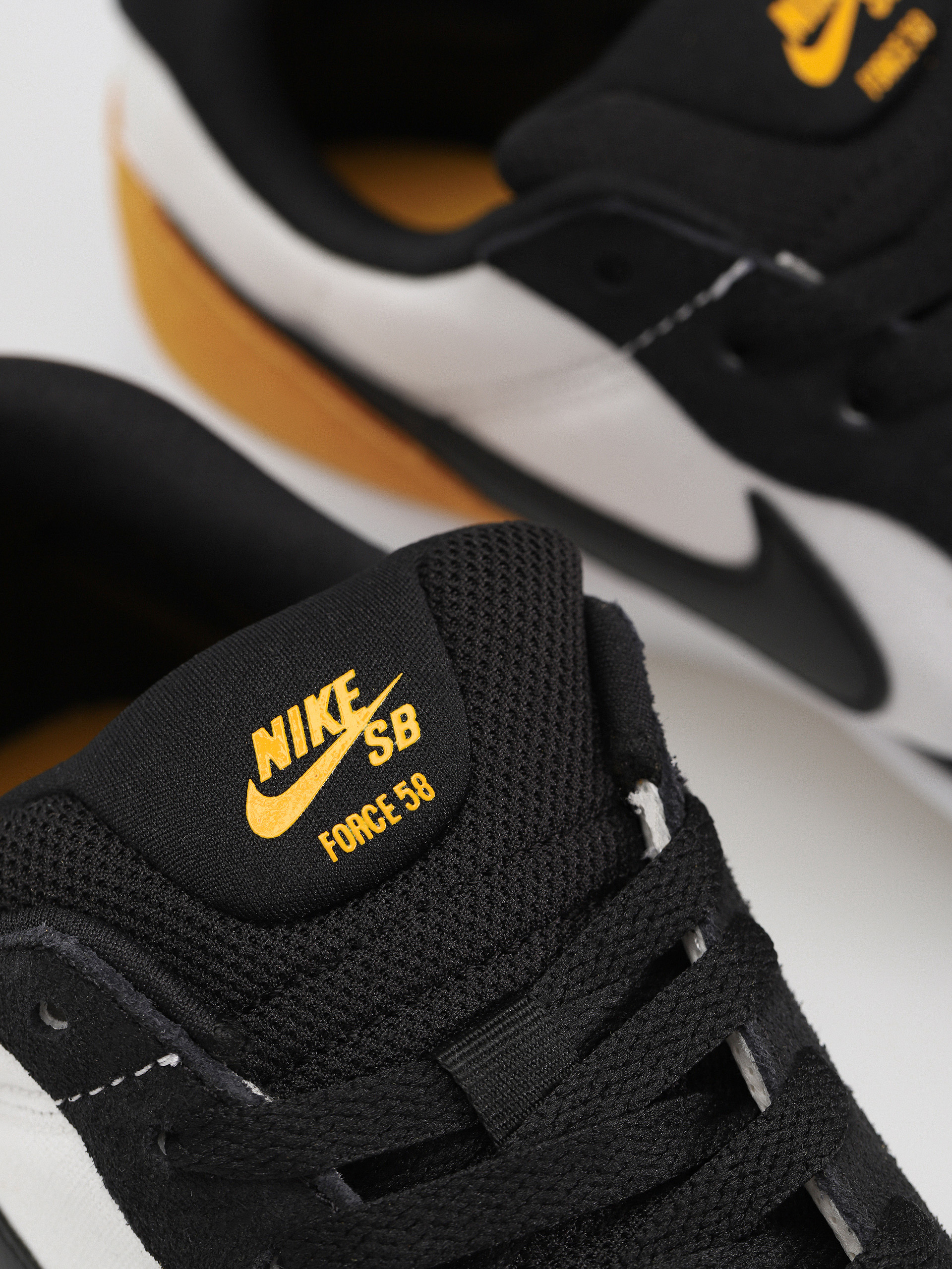 Buty Nike SB Force 58 (university gold/black white)