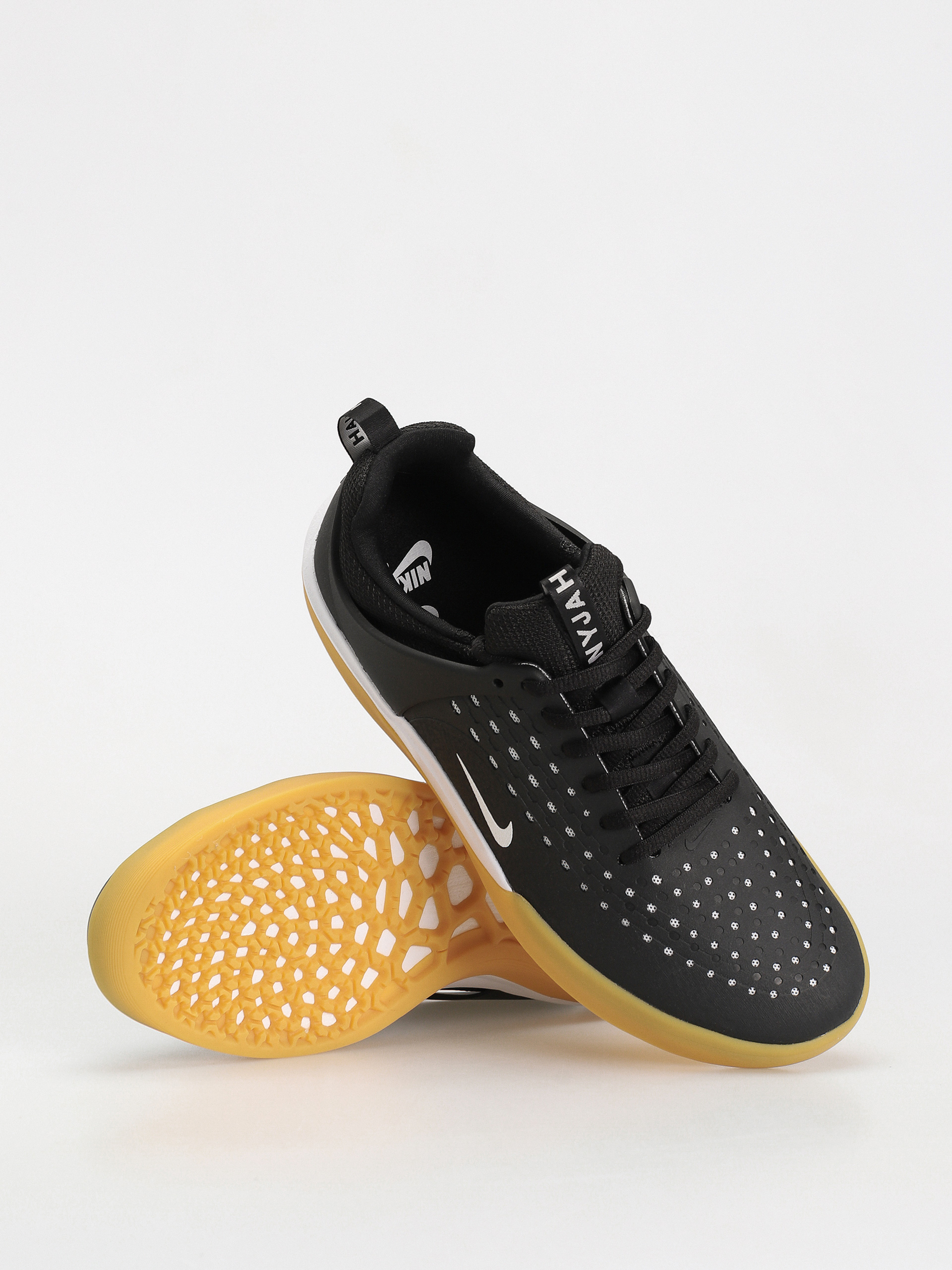 Buty Nike SB Zoom Nyjah 3 (black/white black white)