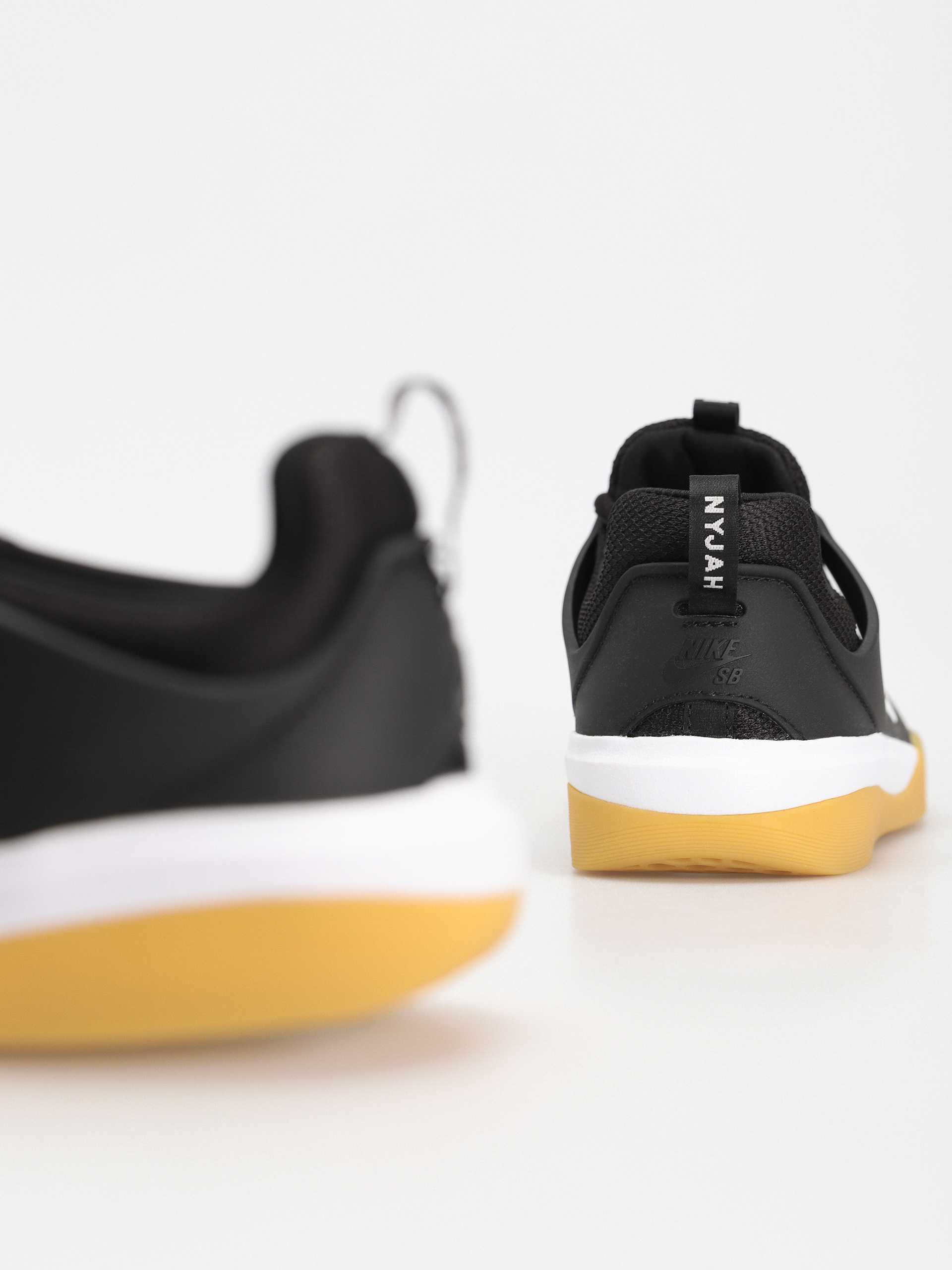 Buty Nike SB Zoom Nyjah 3 (black/white black white)