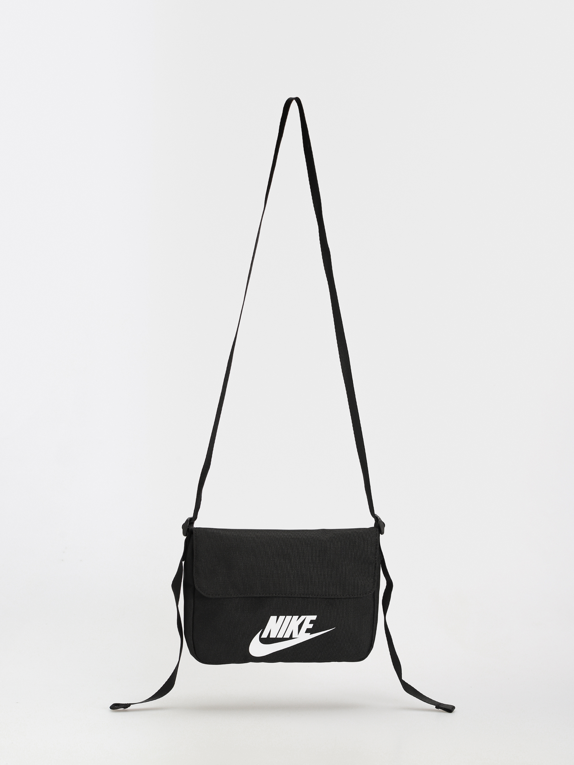 Torba Nike SB Sportswear Wmn (black/black/white)