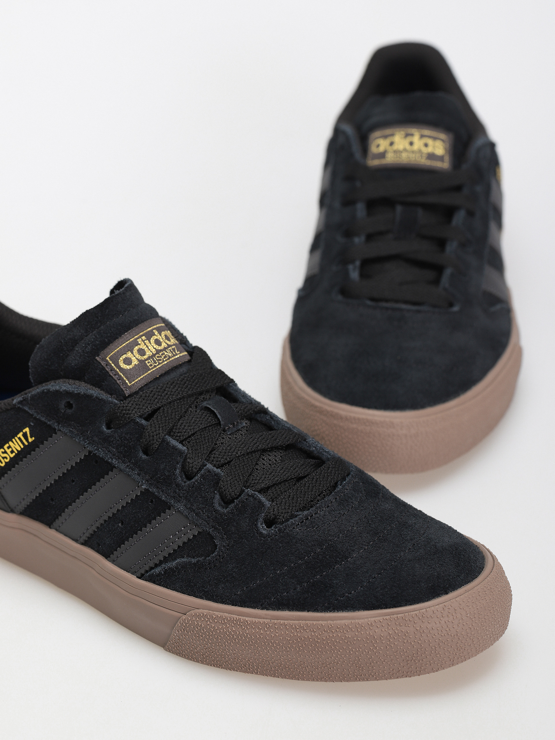 Buty adidas Busenitz Vulc II (cblack/carbon/gum5)