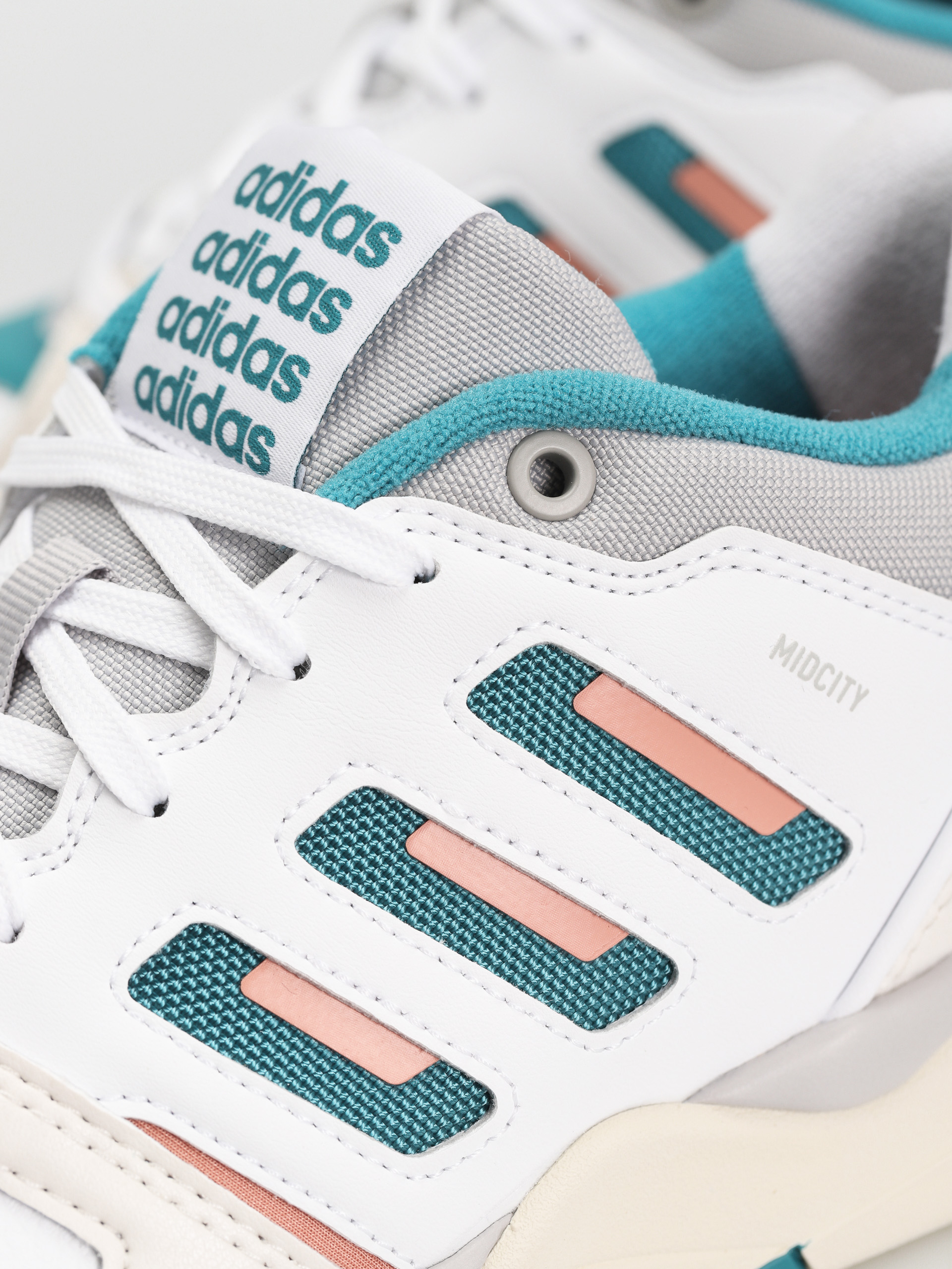 Buty adidas Originals Midcity Low (ftwwht/arcfus/woncla)