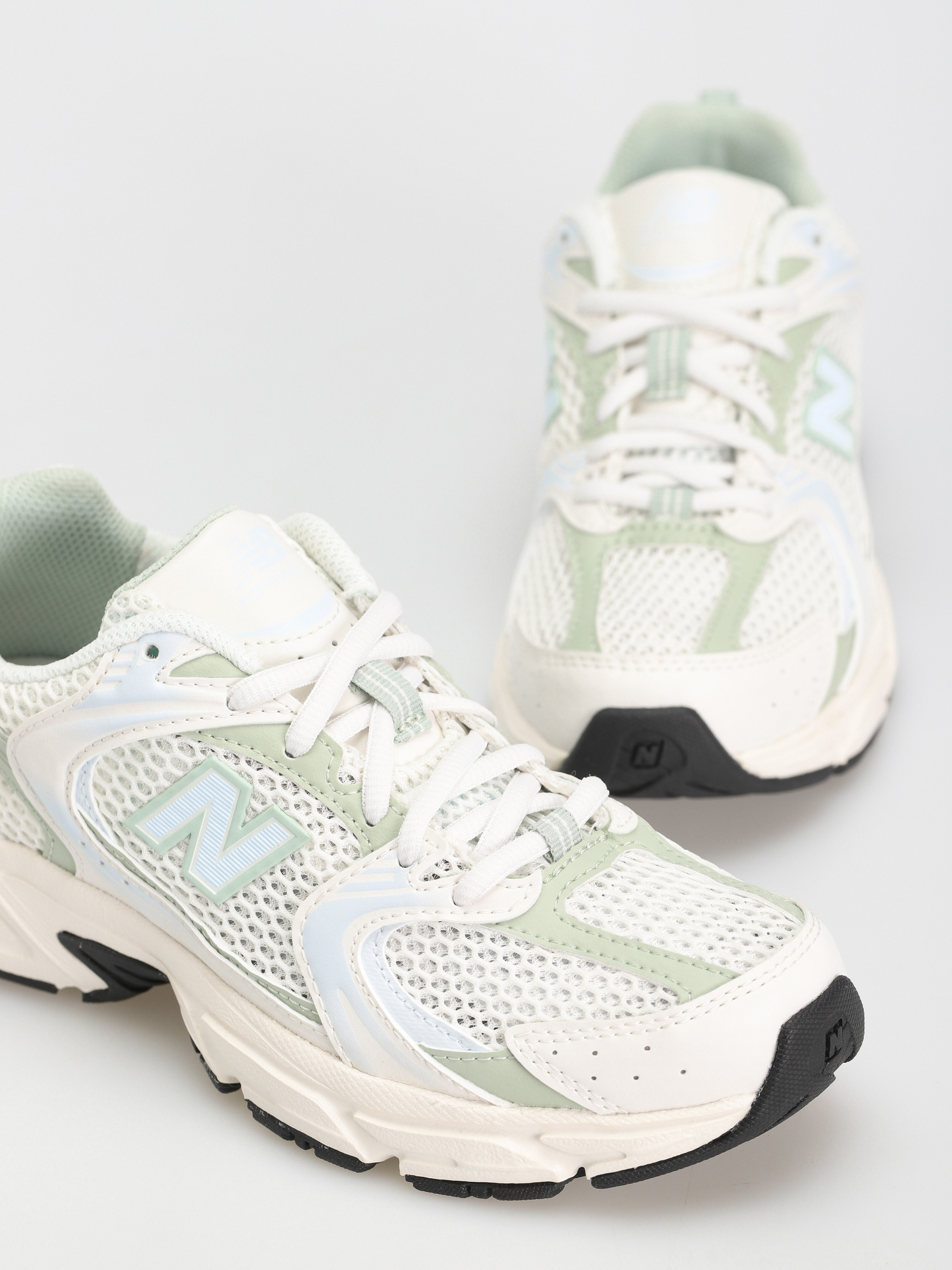 Buty New Balance 530 (sea salt)