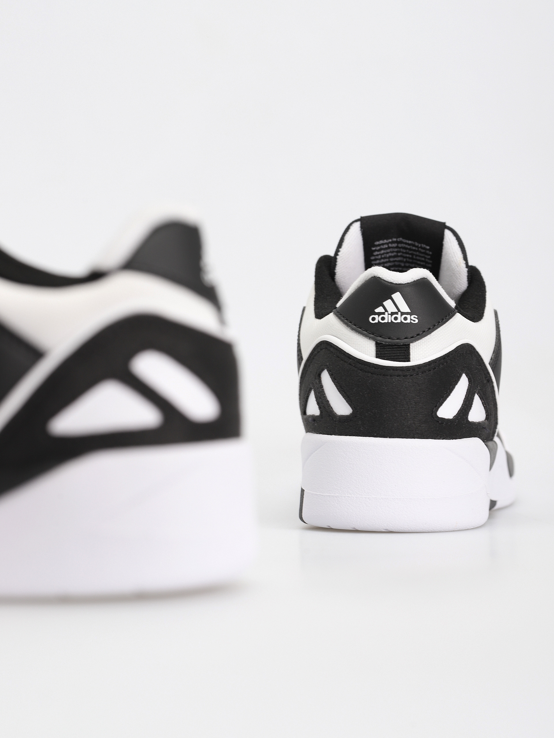 Buty adidas Originals Midcity Low (cblack/ftwwht/cblack)