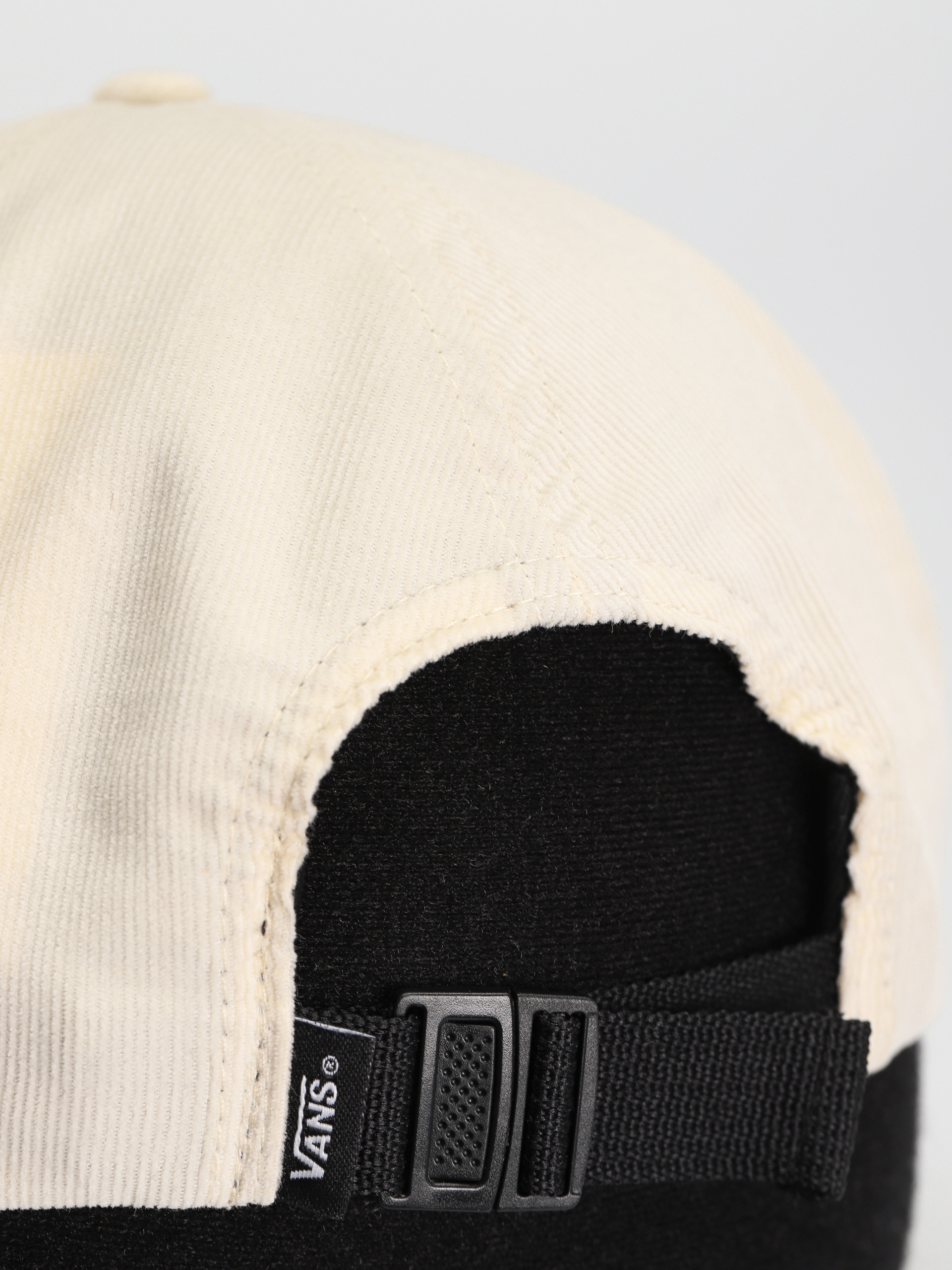 Czapka z daszkiem Vans Zahba Skate Jockey (antique white)