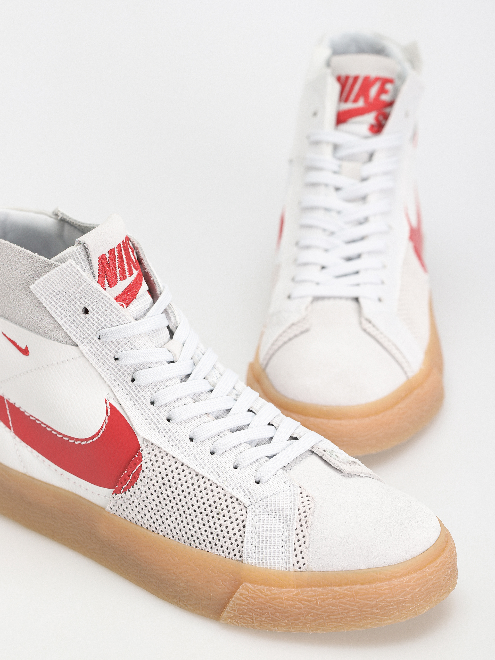 Buty Nike SB Zoom Blazer Mid Prm (summit white/university red)