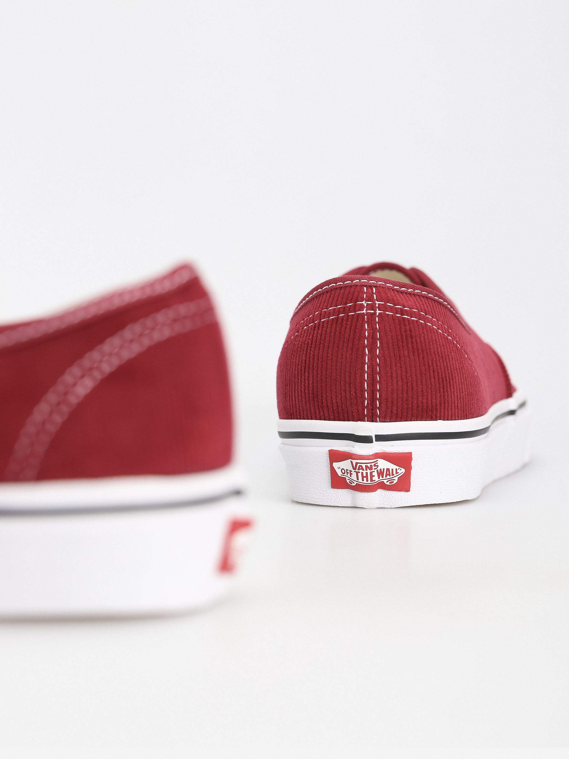 Buty Vans Authentic (corduroy rumba red)