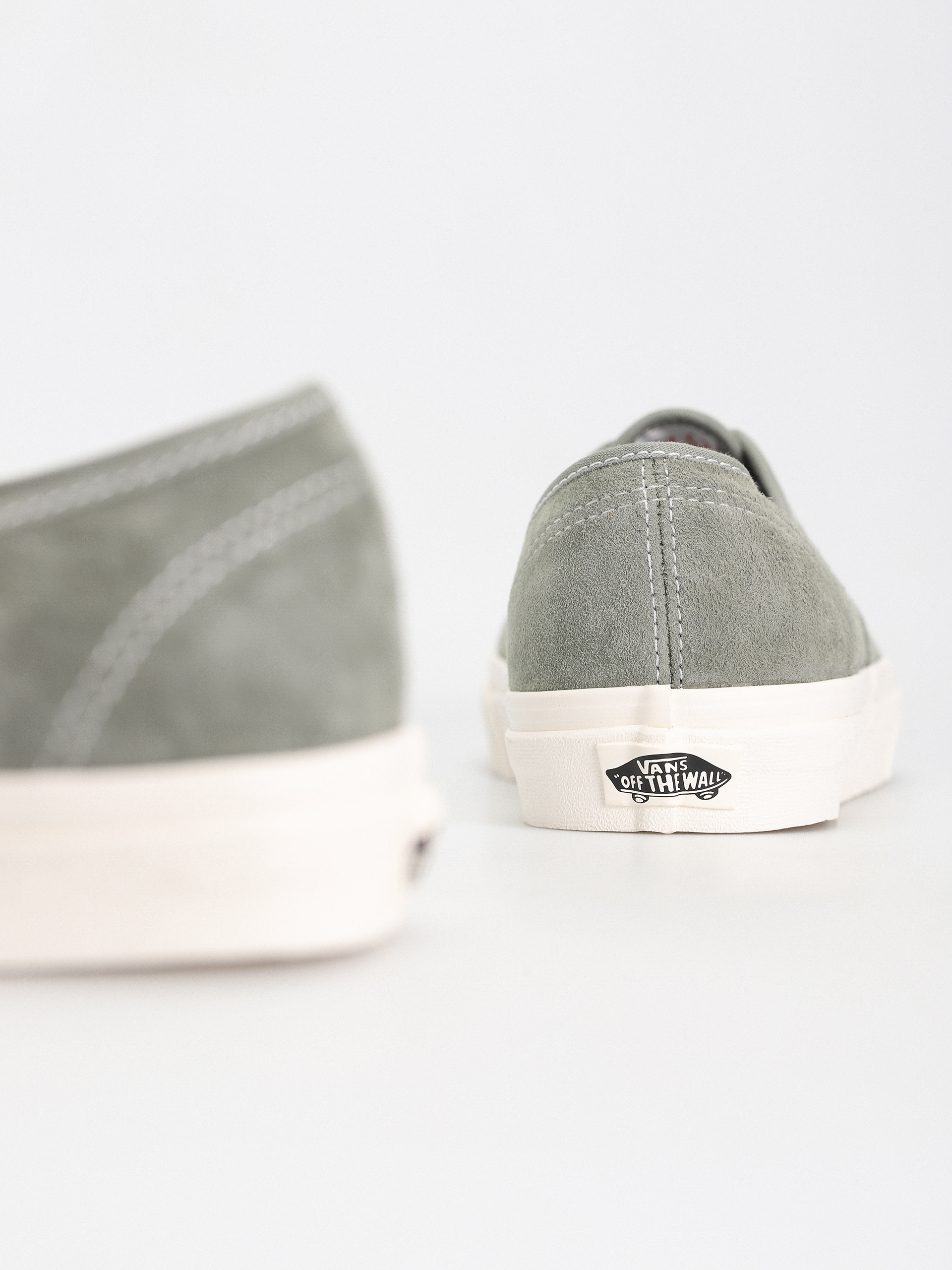 Buty Vans Authentic (pig suede shadow)