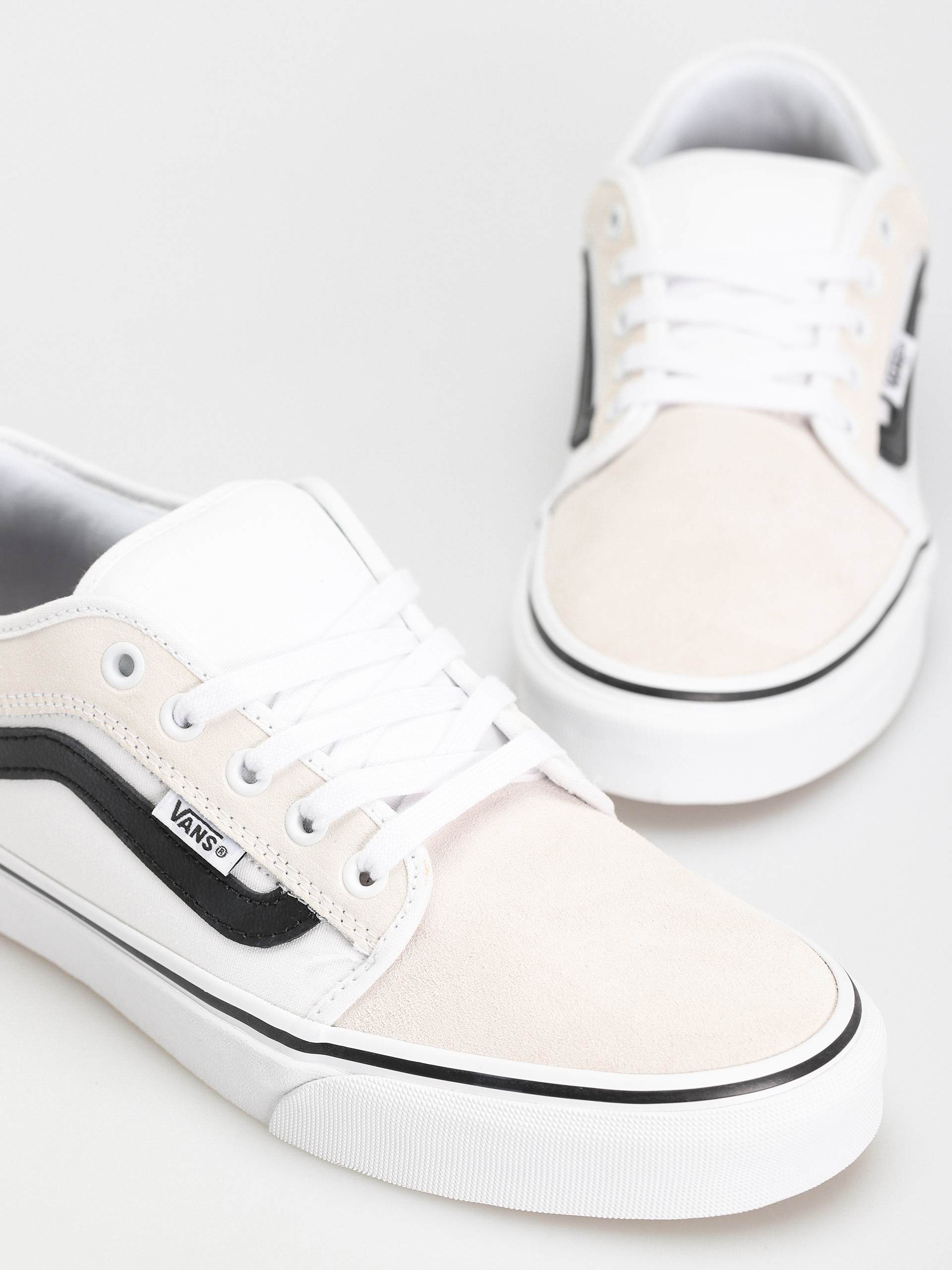 Buty Vans Chukka Low Sidestripe (white/black/gum)