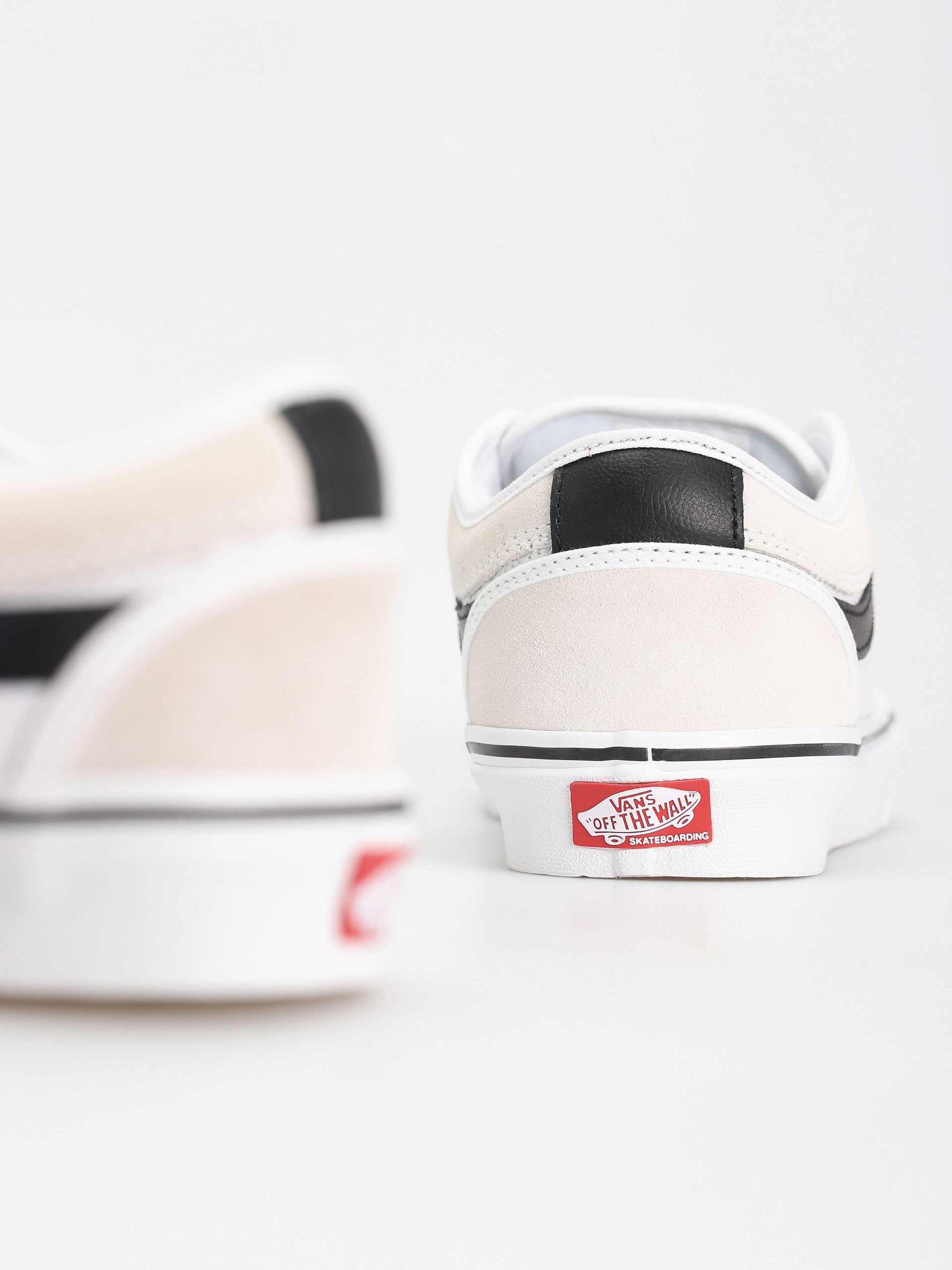 Buty Vans Chukka Low Sidestripe (white/black/gum)