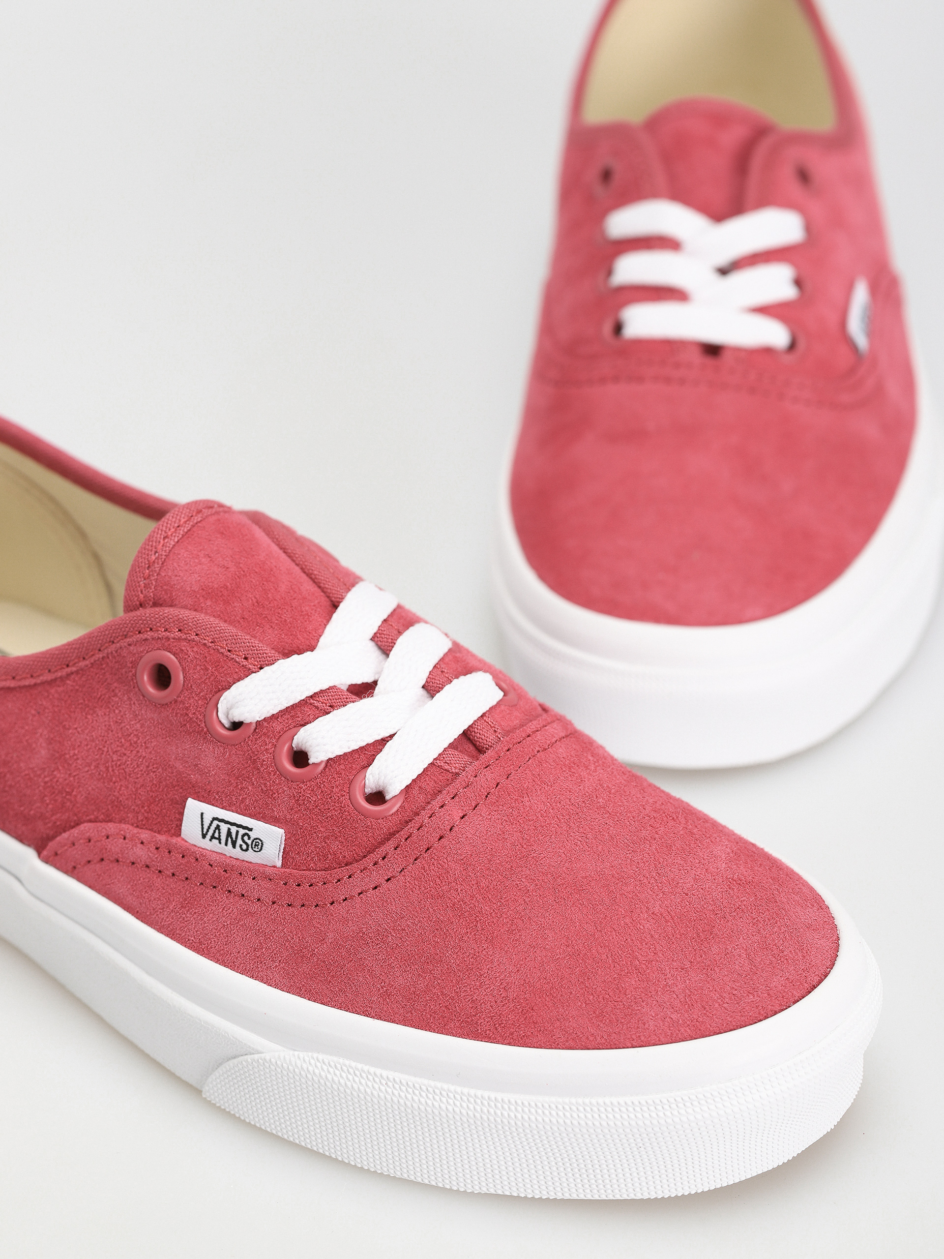 Buty Vans Authentic (pig suede holly berry)