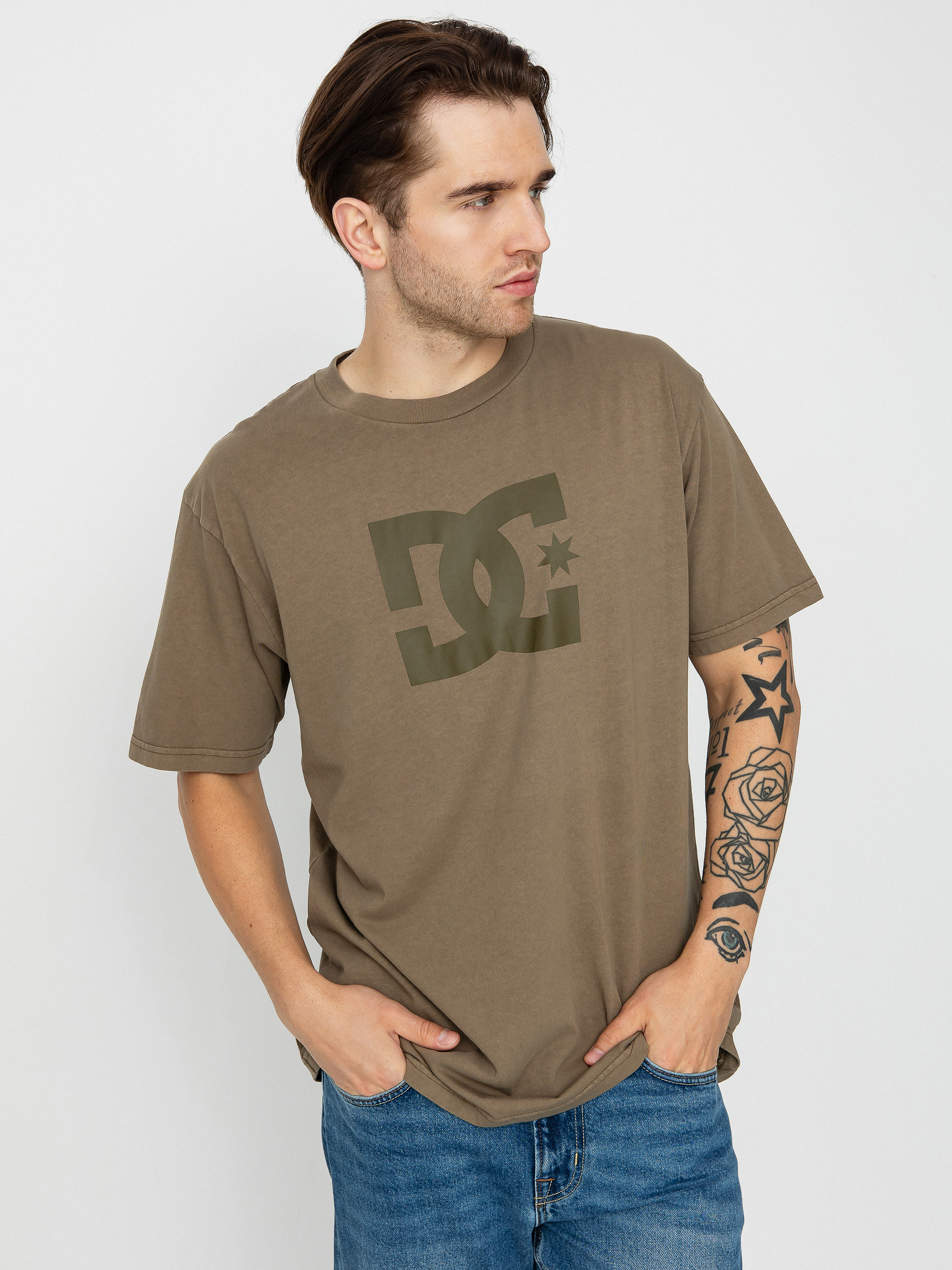 T-shirt DC Star Pigment Dye (capers enzyme wash)