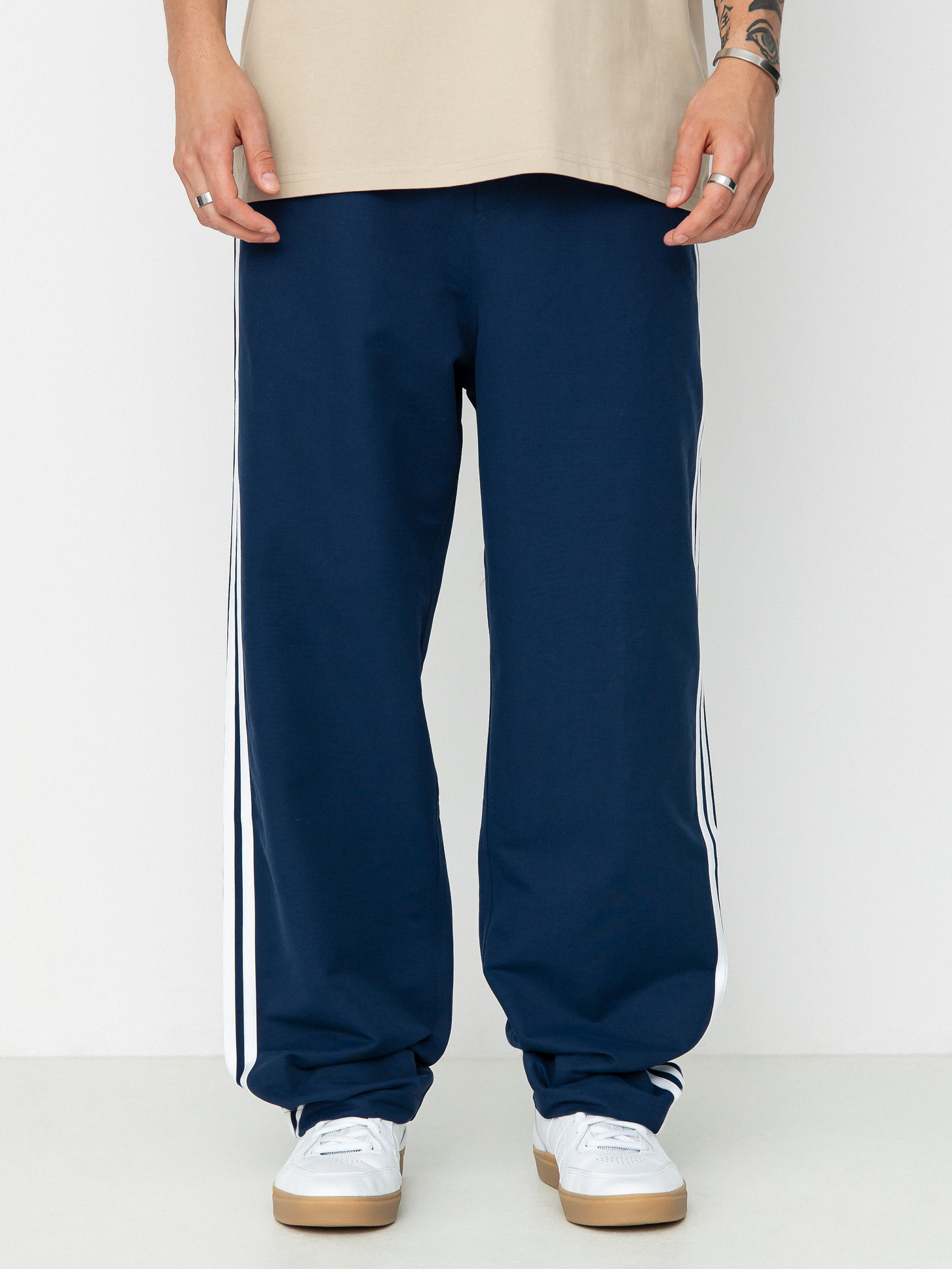 Spodnie adidas Skate Chino (conavy)